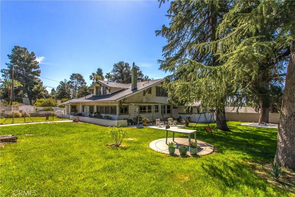 33 E Repplier Road