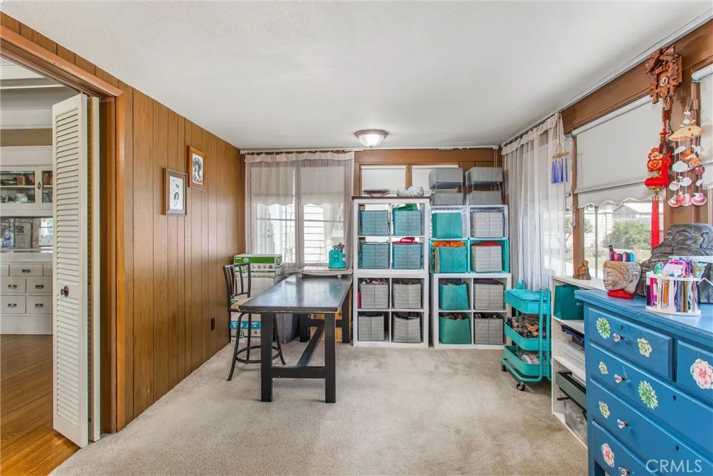 33 E Repplier Road
