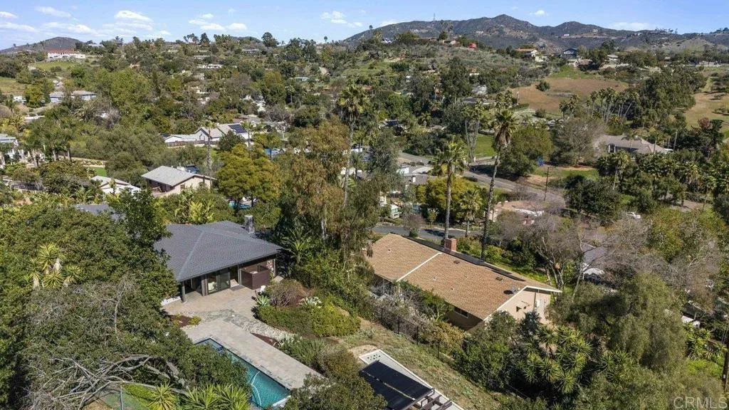 639 Valley Drive