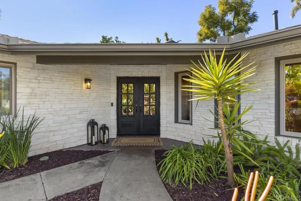 639 Valley Drive