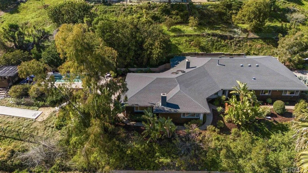 639 Valley Drive