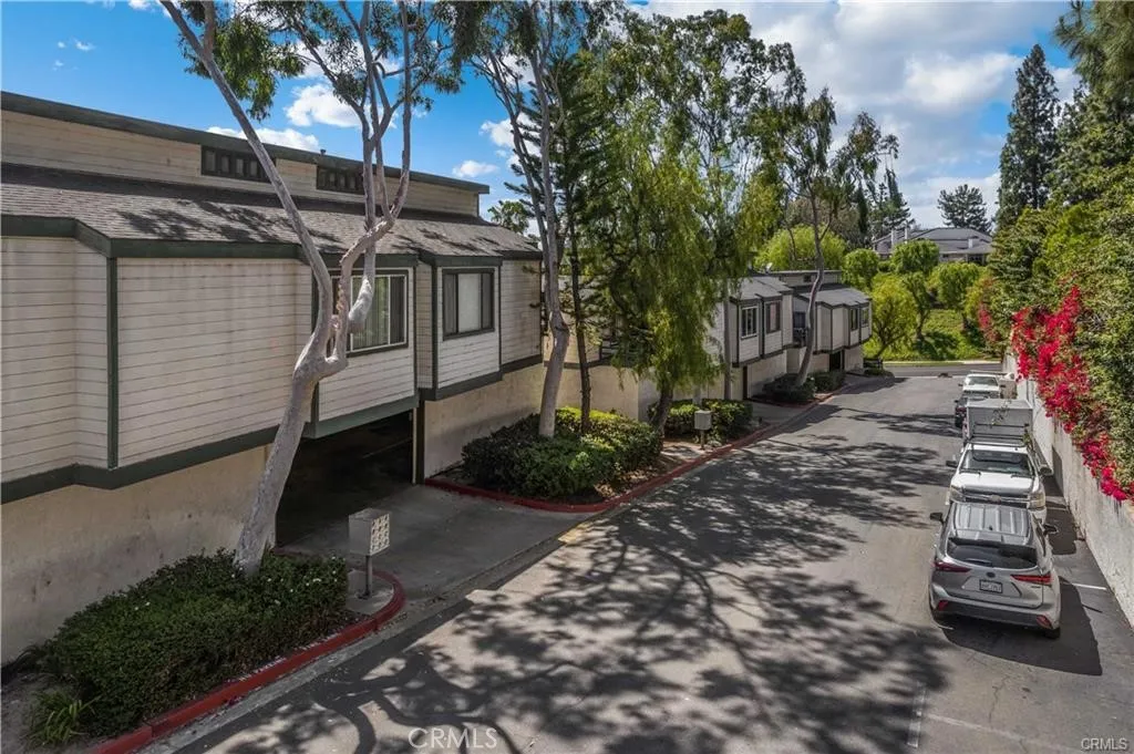 2017 Orchard Drive Unit 11
