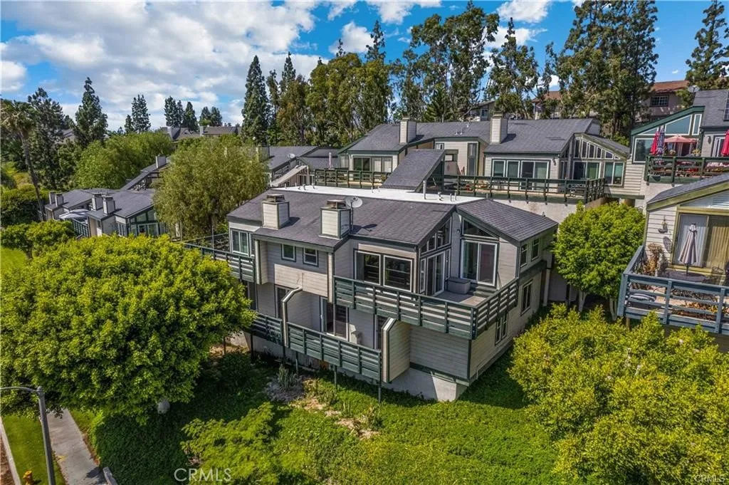2017 Orchard Drive Unit 11