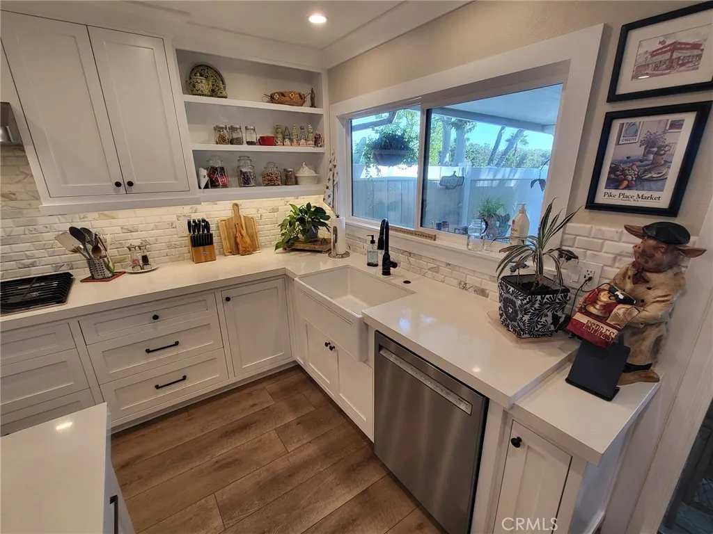 25172 Chestnutwood