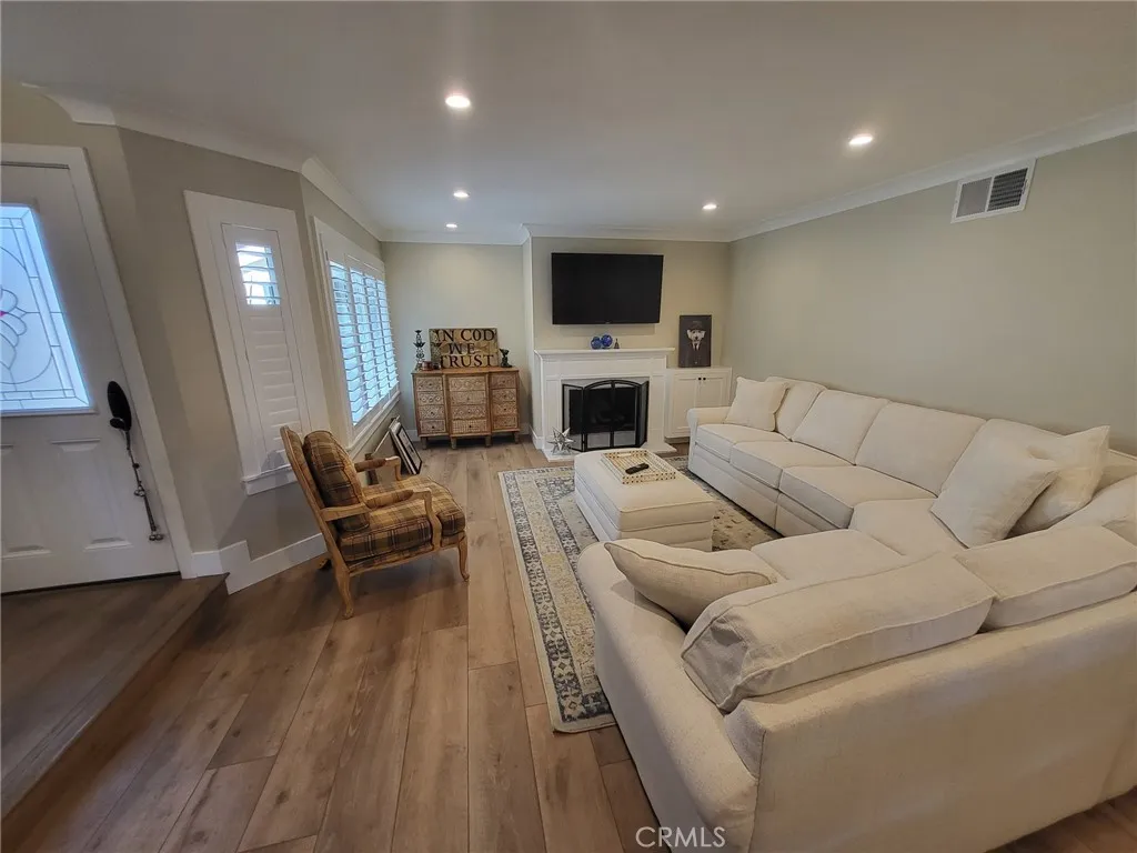 25172 Chestnutwood