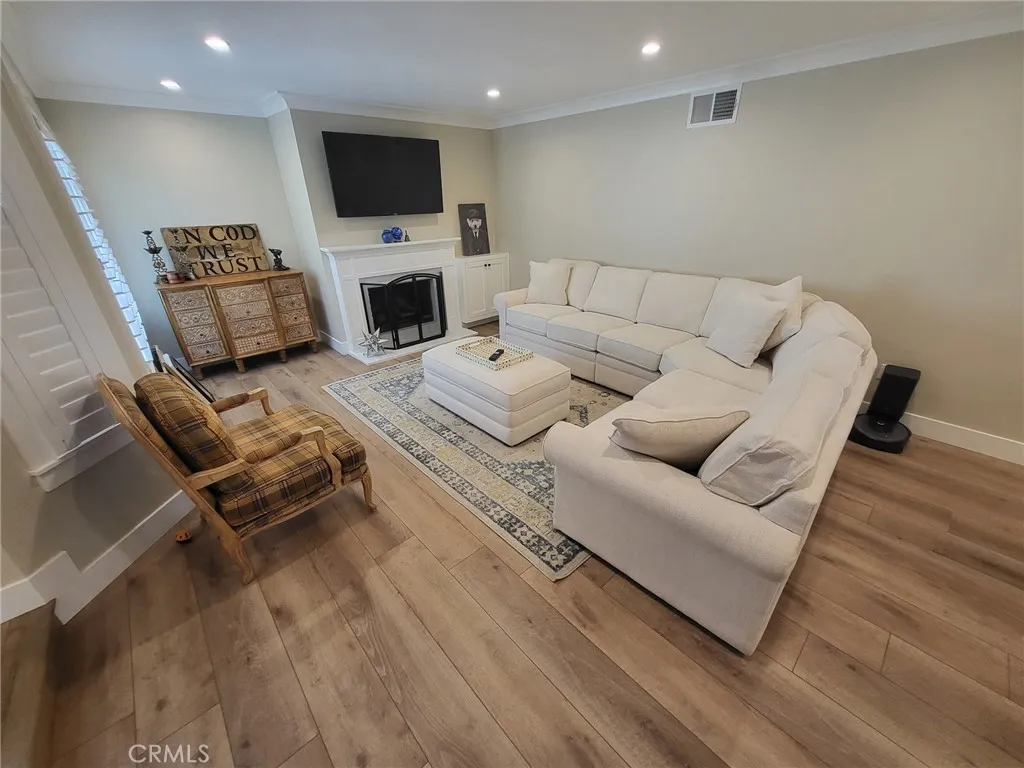 25172 Chestnutwood