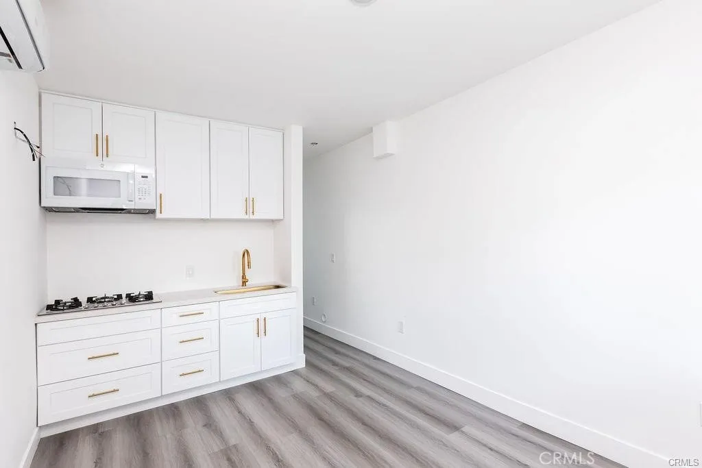 4167 Willimet Ave.