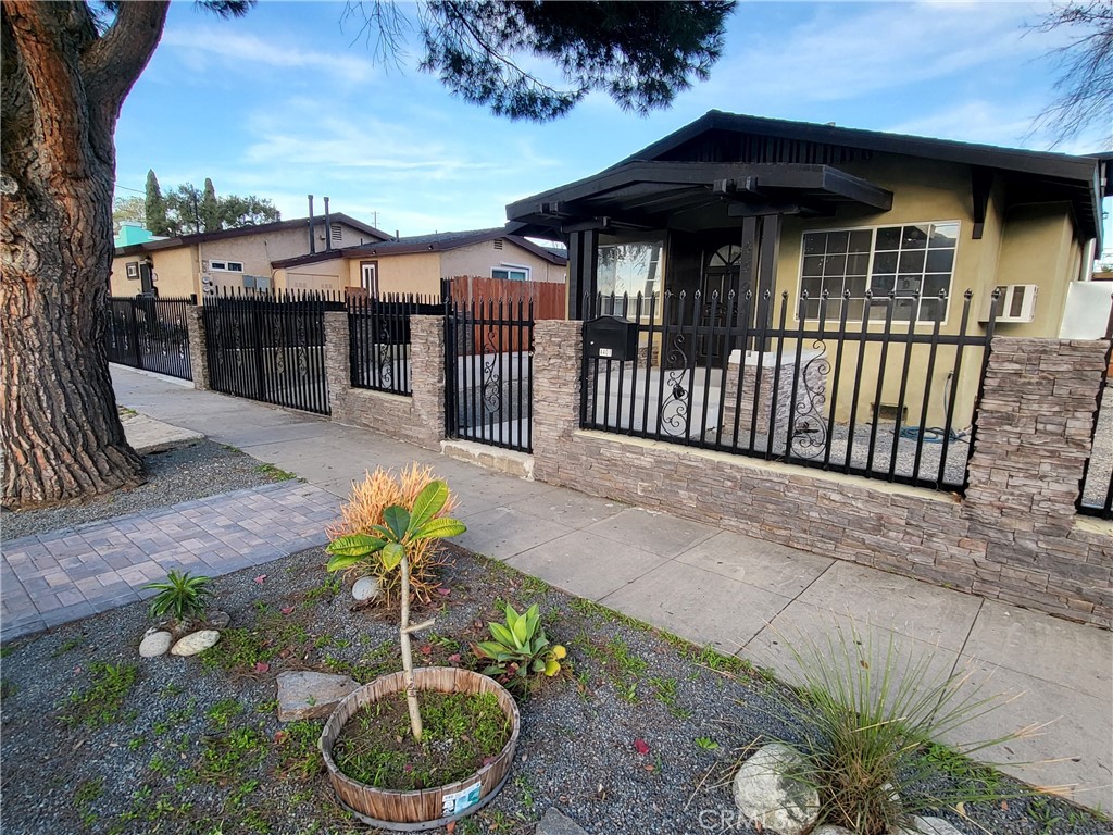 4401 La Clede Avenue