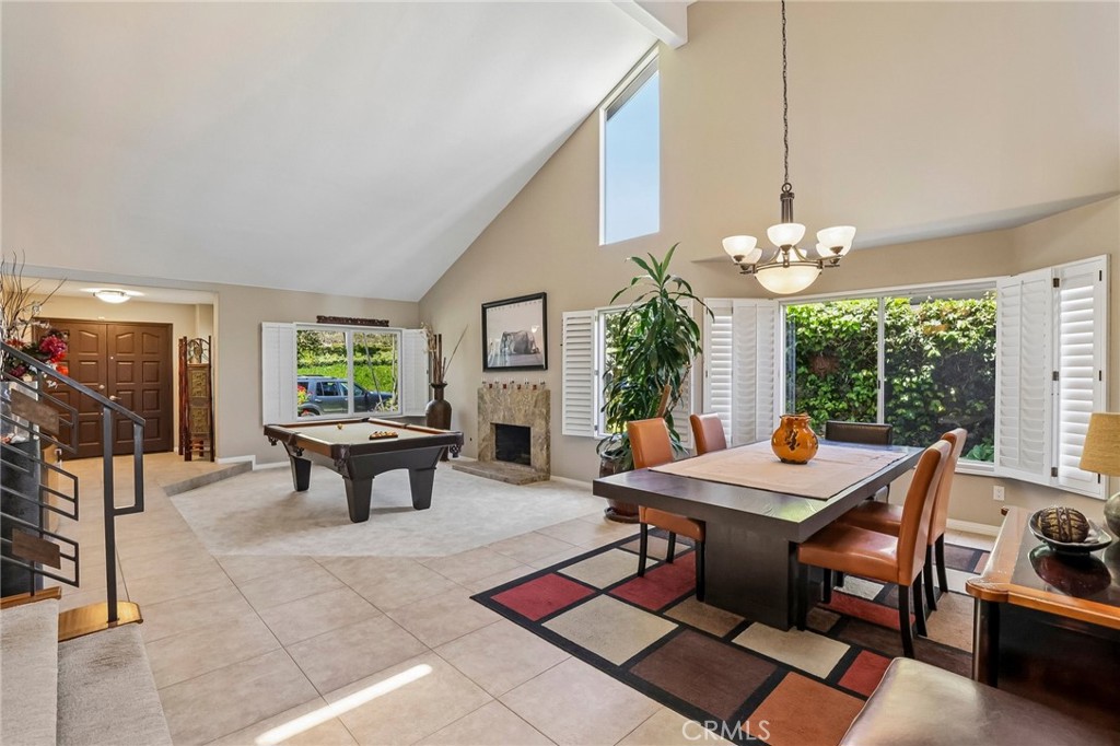 16 Callender Court