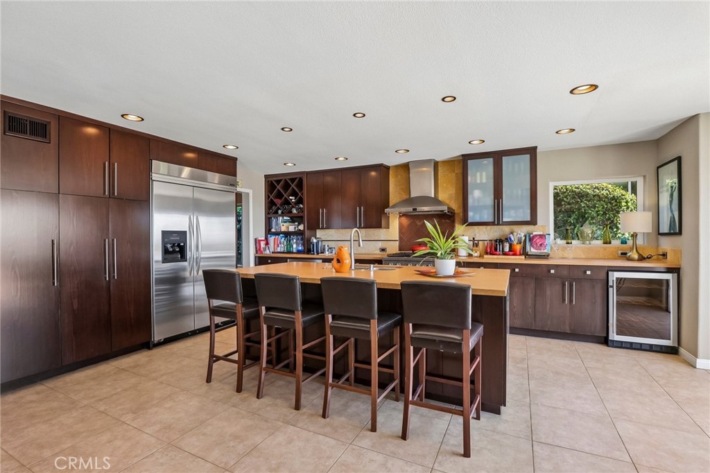 16 Callender Court