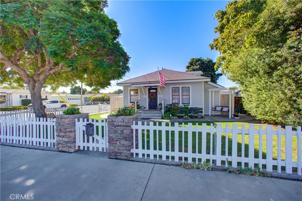246 Garden Street