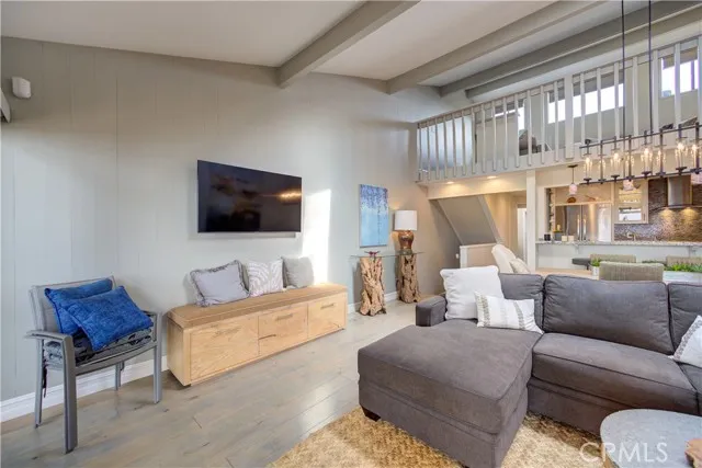 209 Dunes Street Unit 6