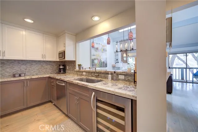 209 Dunes Street Unit 6