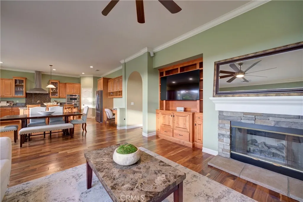 622 S Via Belmonte Court