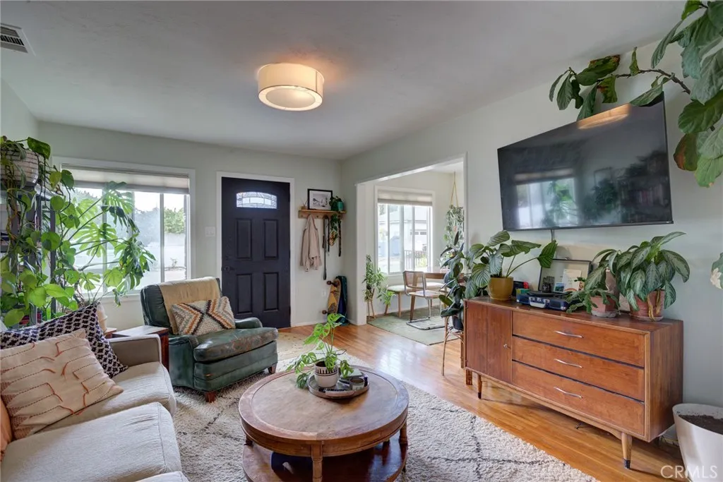 350 Castaic