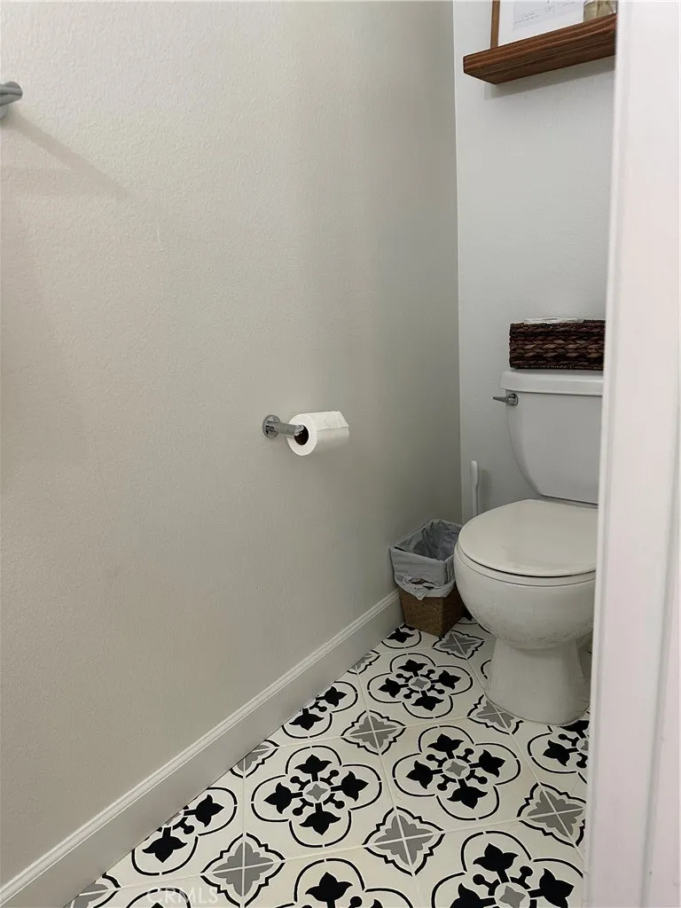 9424 Cedar Street Unit B