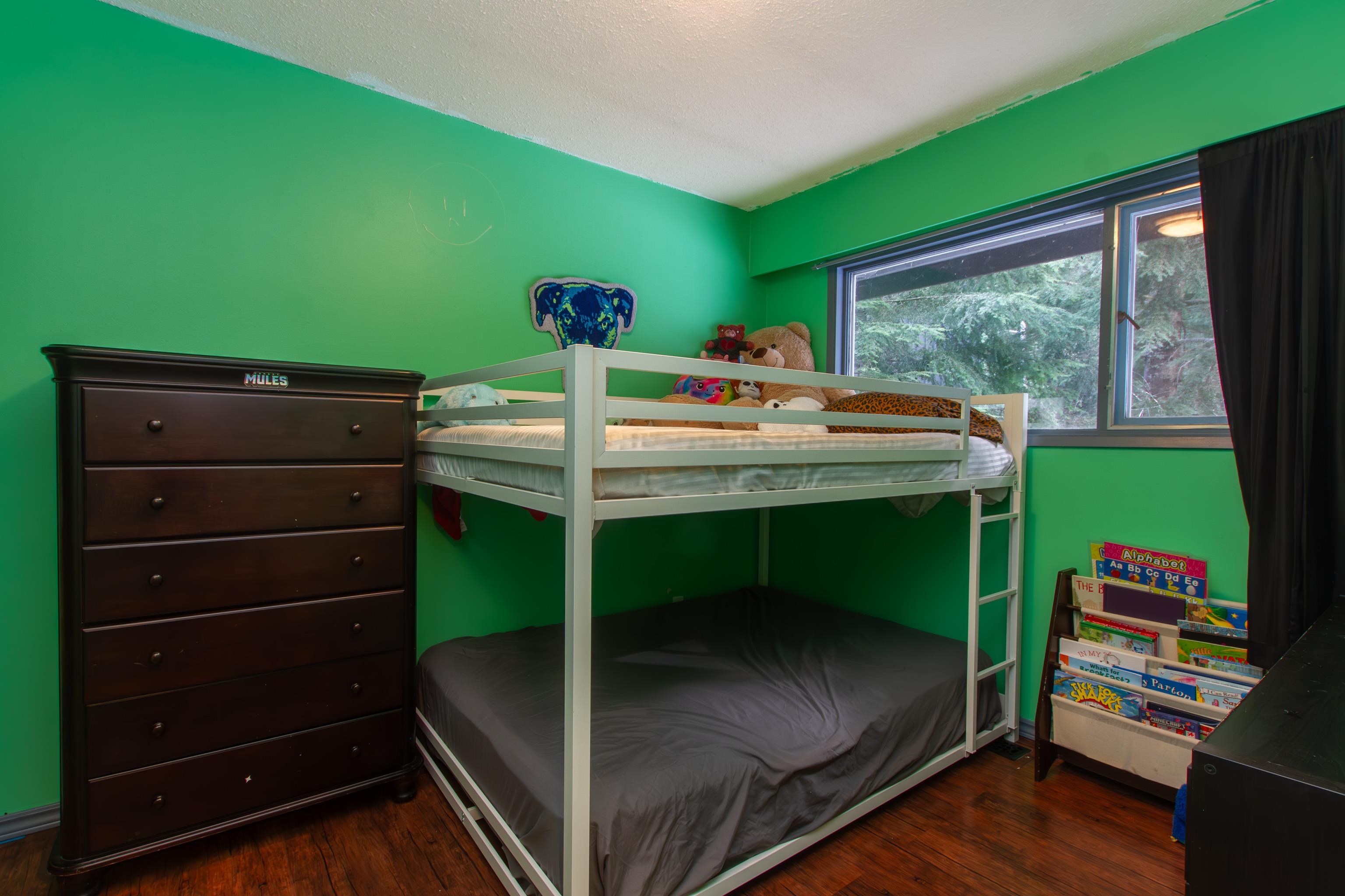 3106 TYROL CRESCENT