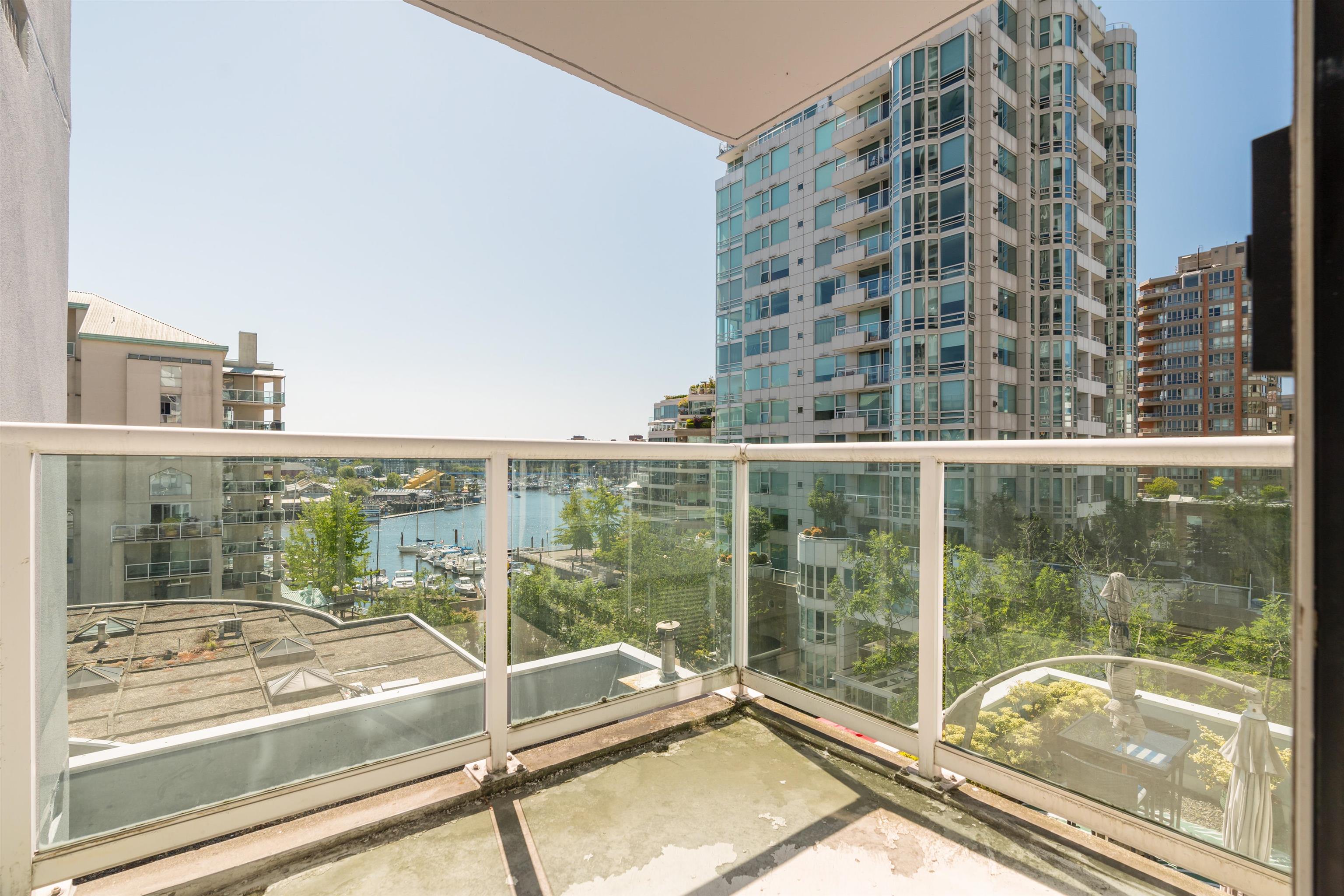 604 1500 HOWE STREET Unit: 604