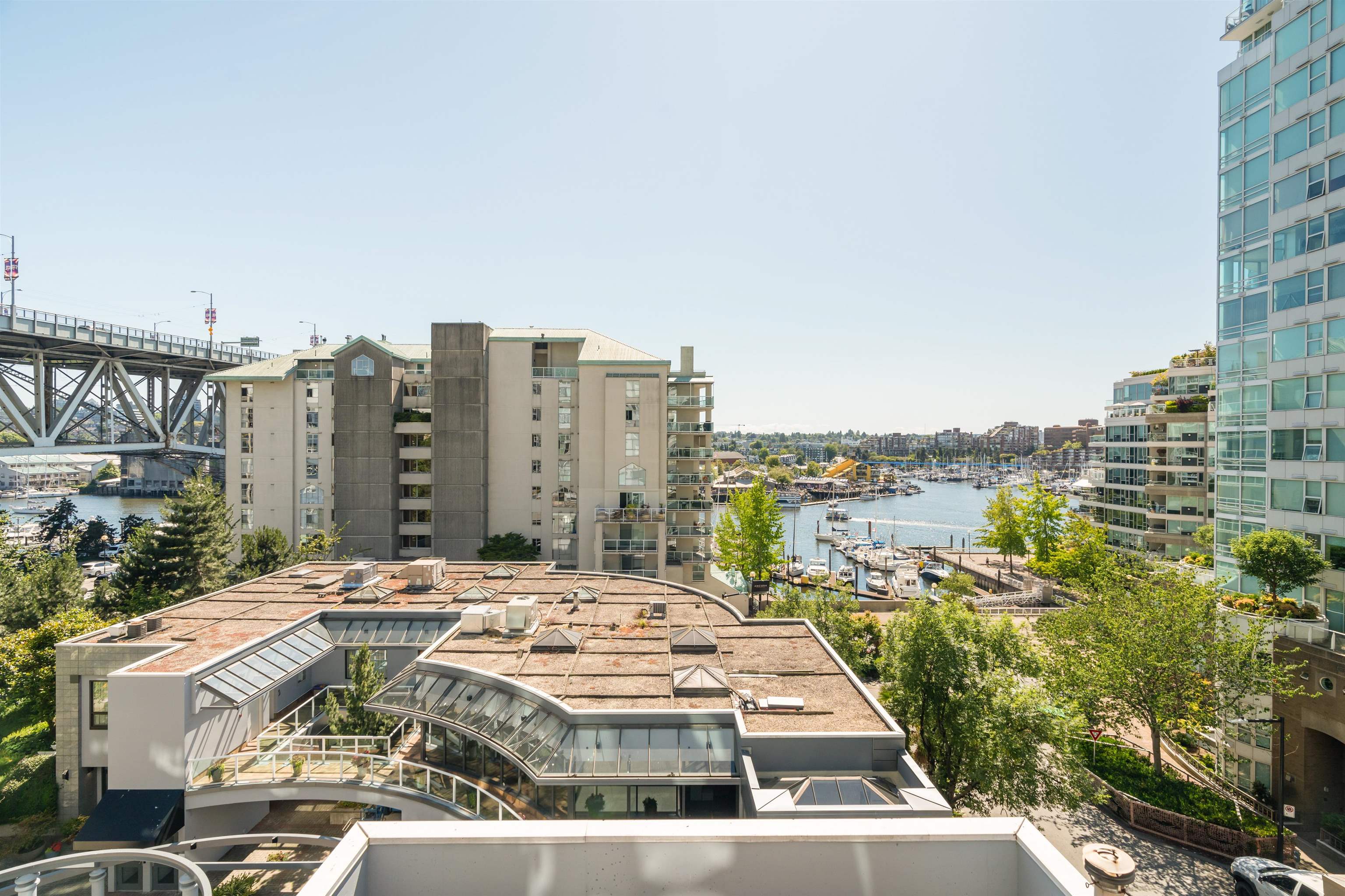 604 1500 HOWE STREET Unit: 604