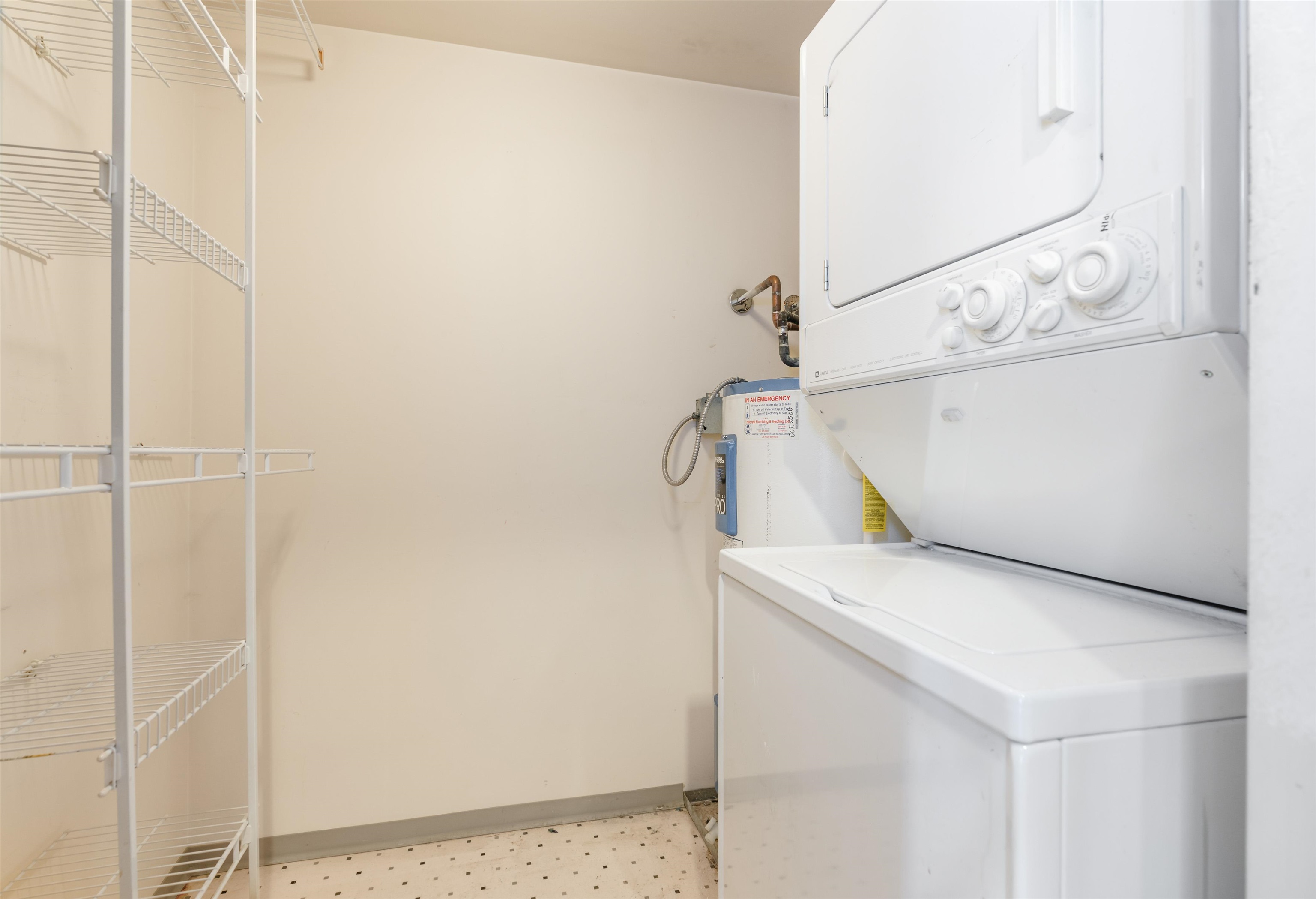 604 1500 HOWE STREET Unit: 604