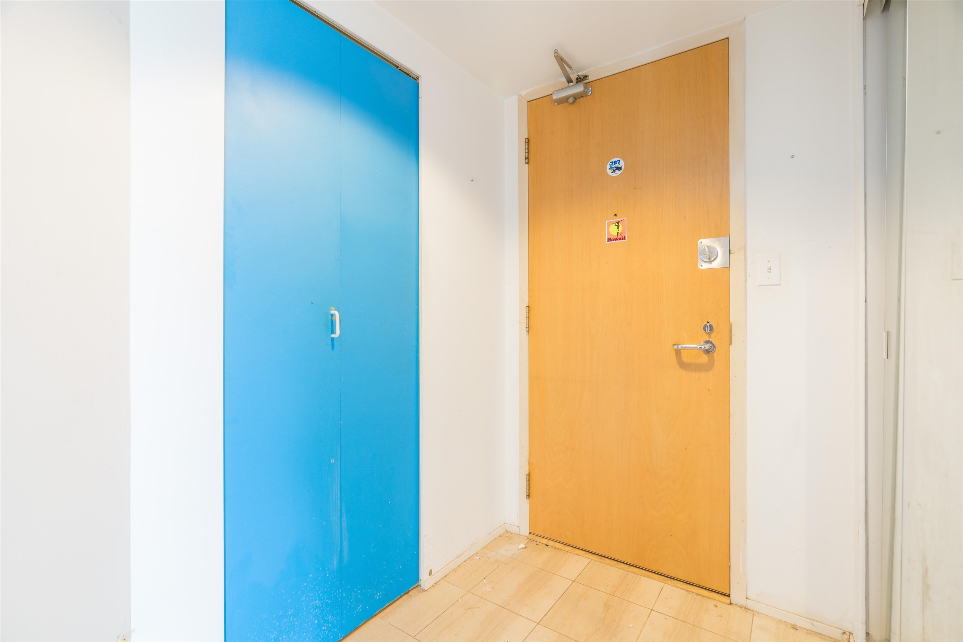 604 1500 HOWE STREET Unit: 604