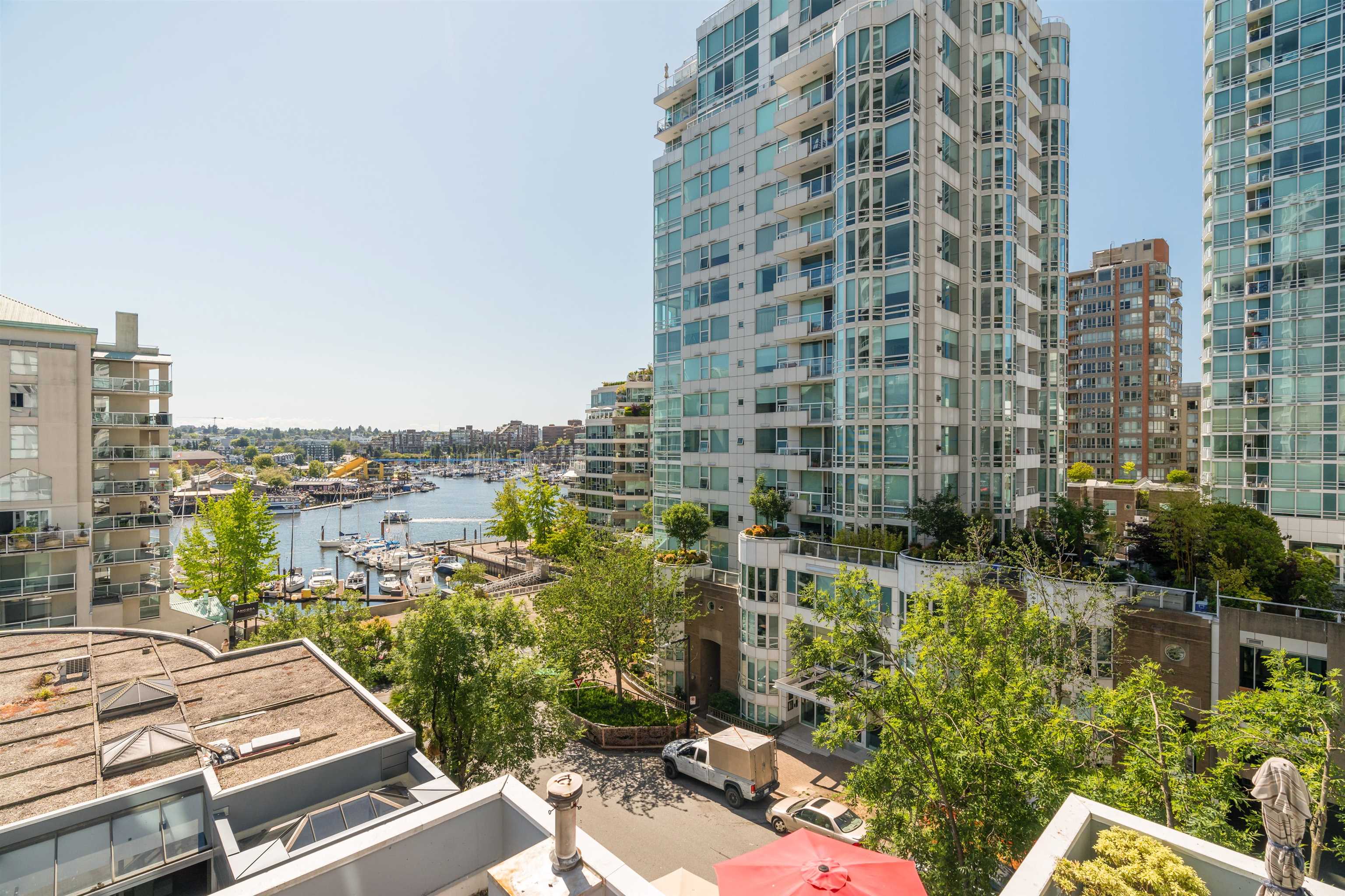 604 1500 HOWE STREET Unit: 604