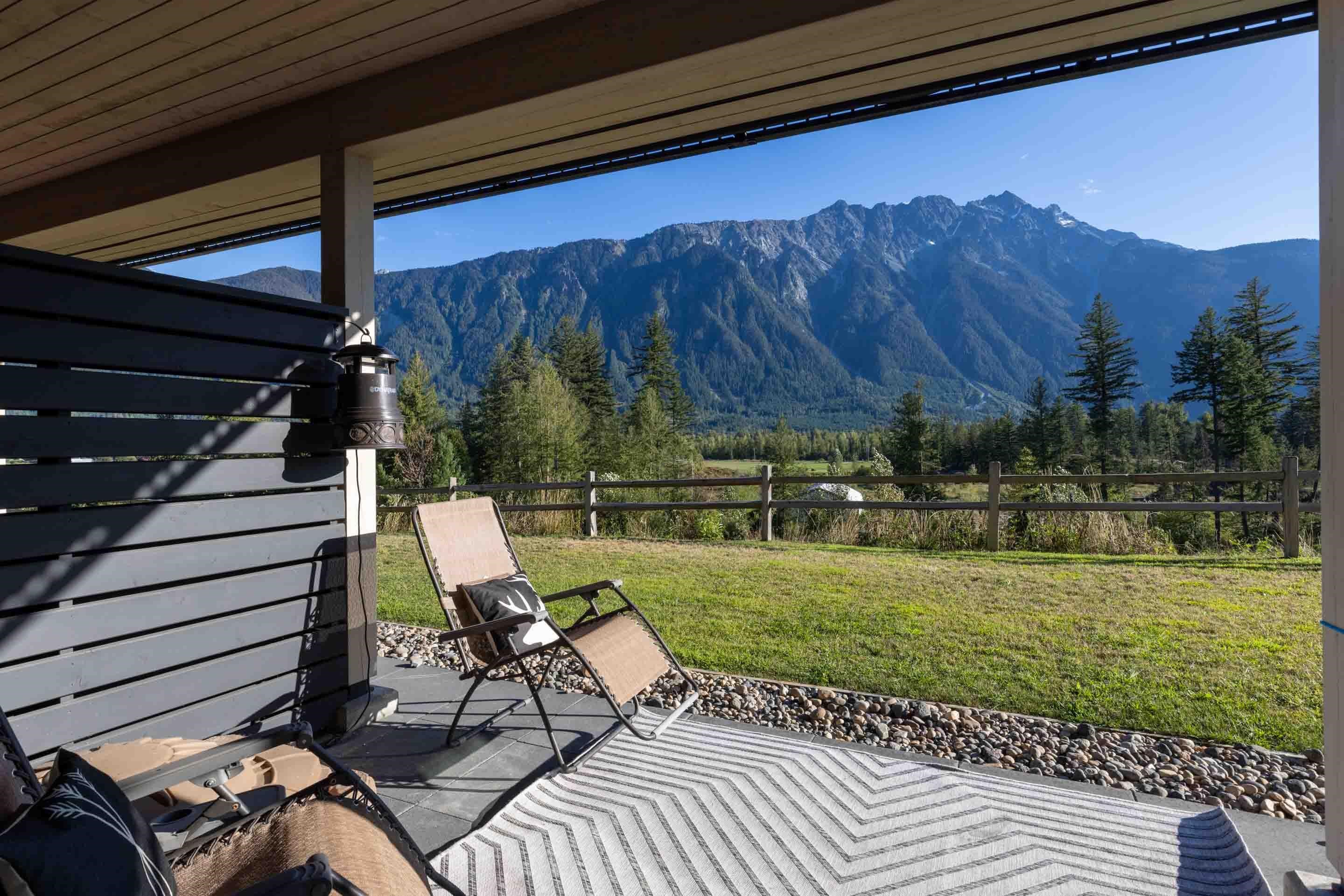 7 4000 SUNSTONE WAY Unit: 7