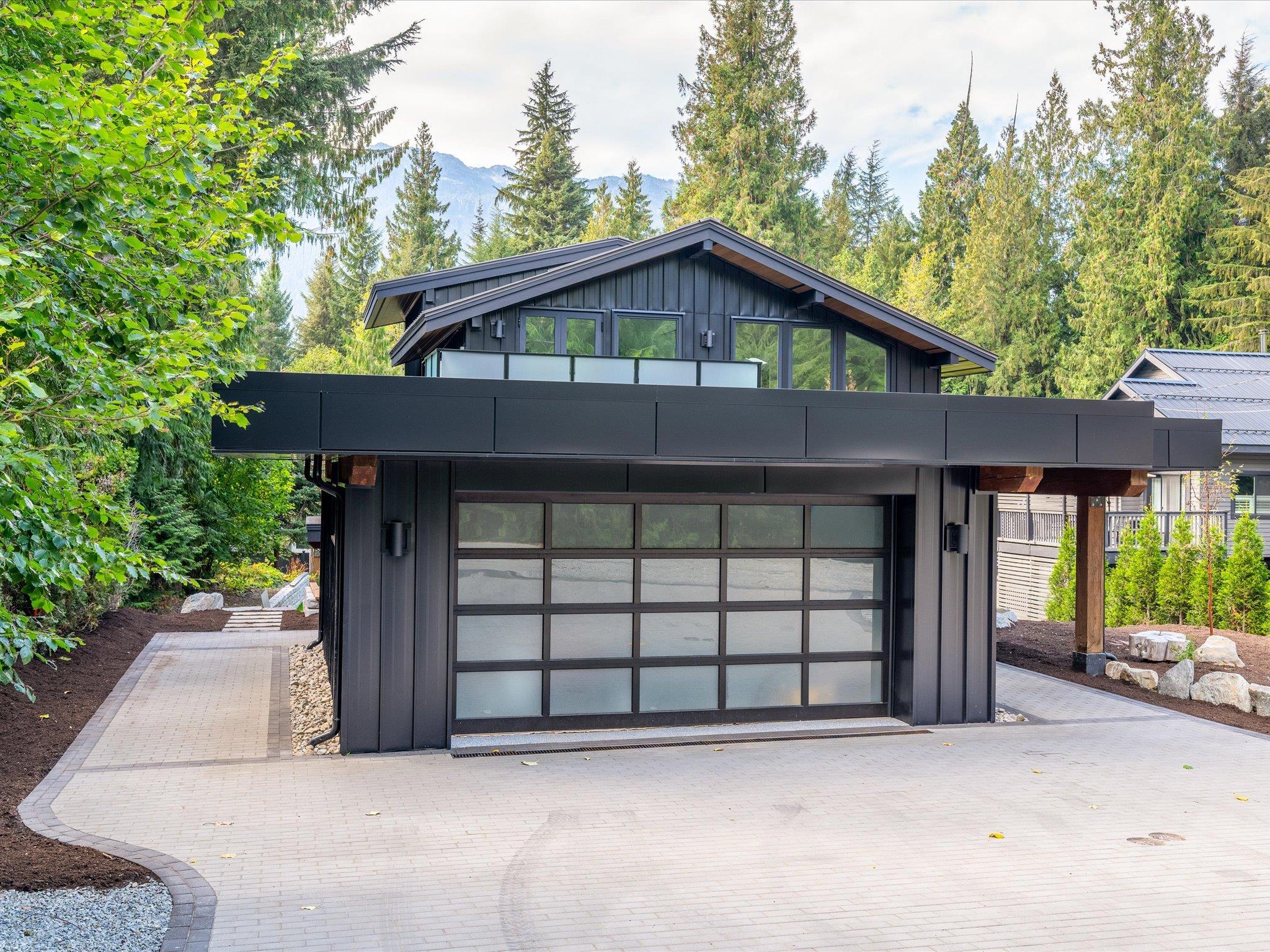 3005 BRIO ENTRANCE