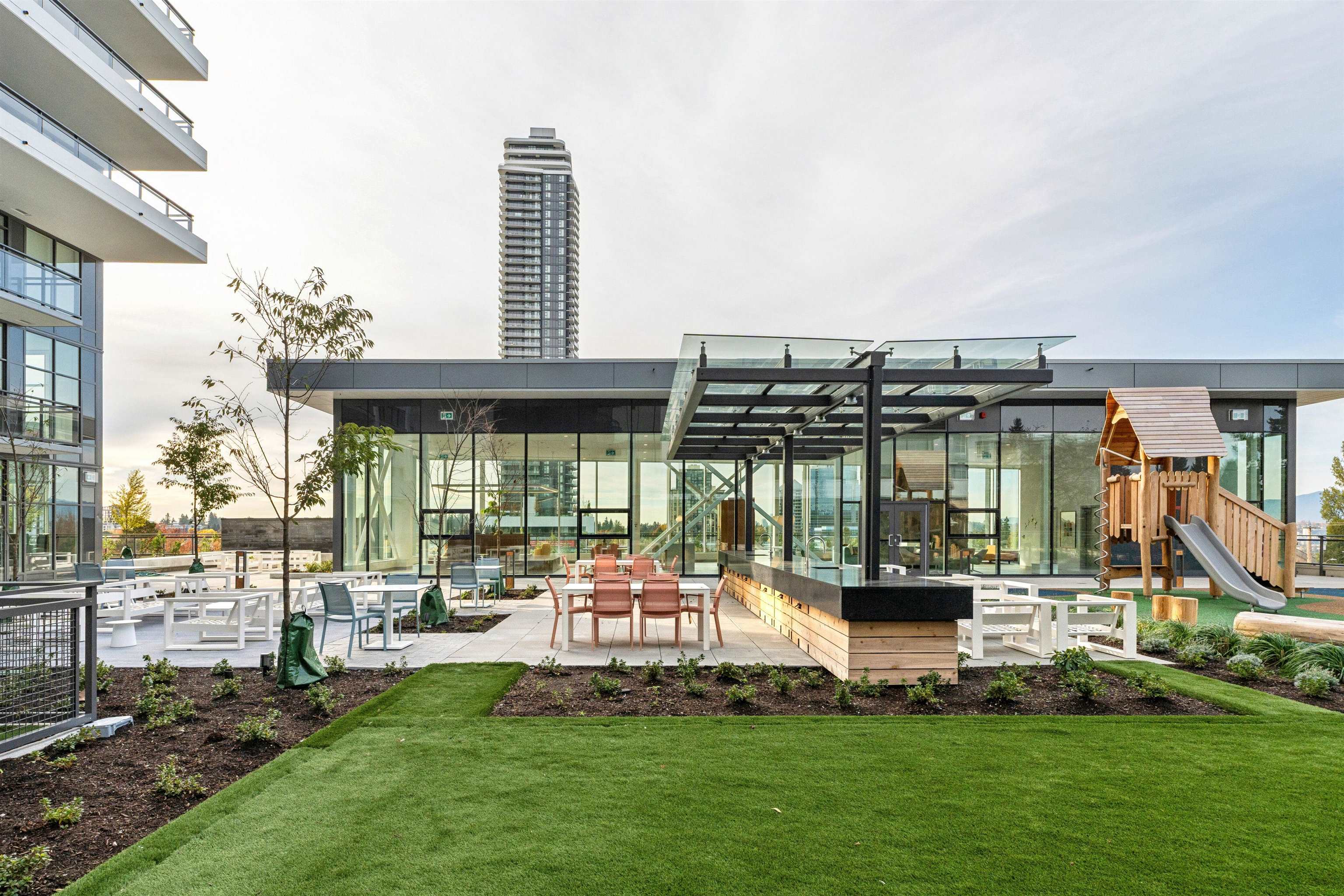 1001 13675 107A AVENUE Unit: 1001