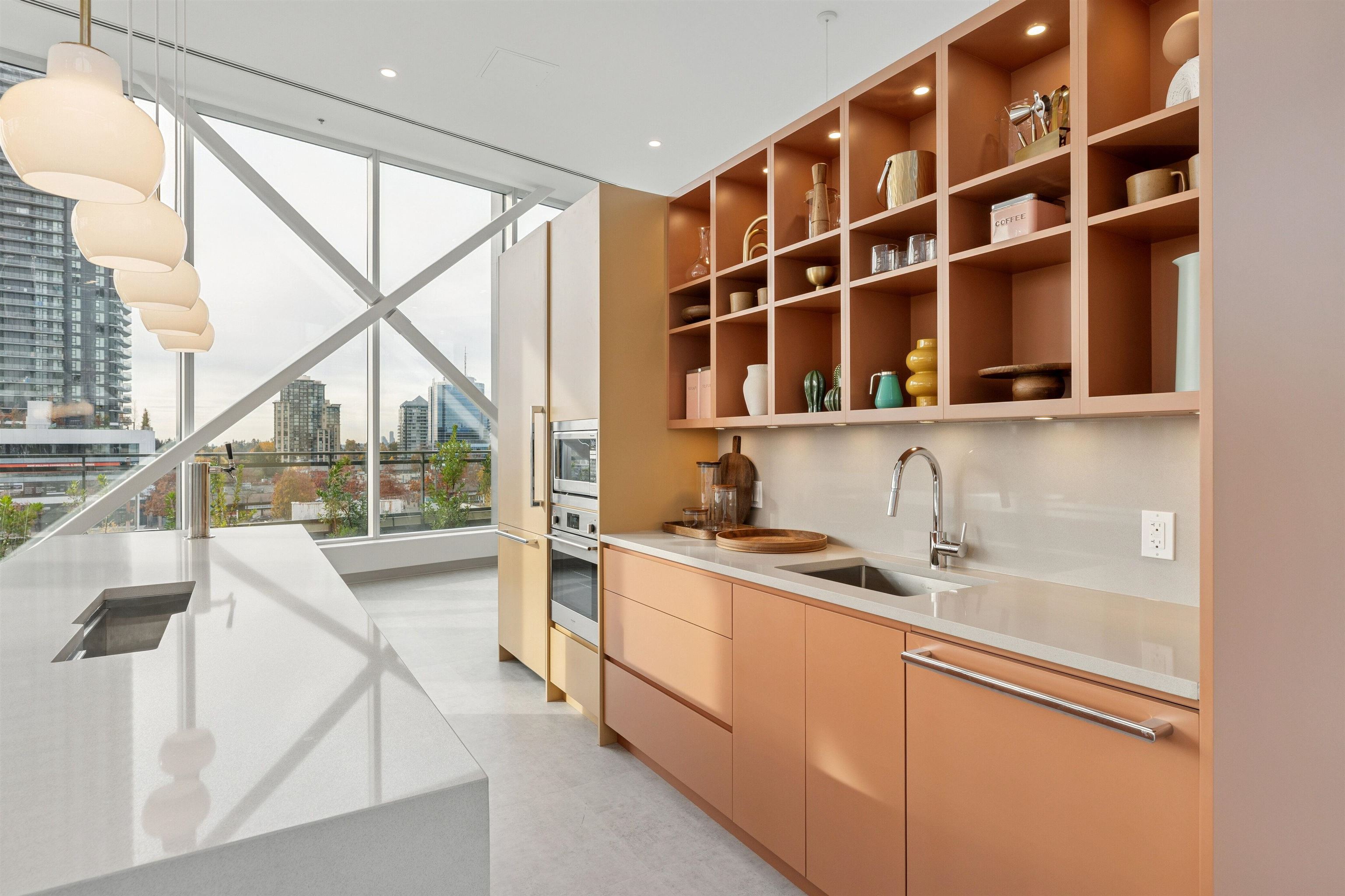 1001 13675 107A AVENUE Unit: 1001