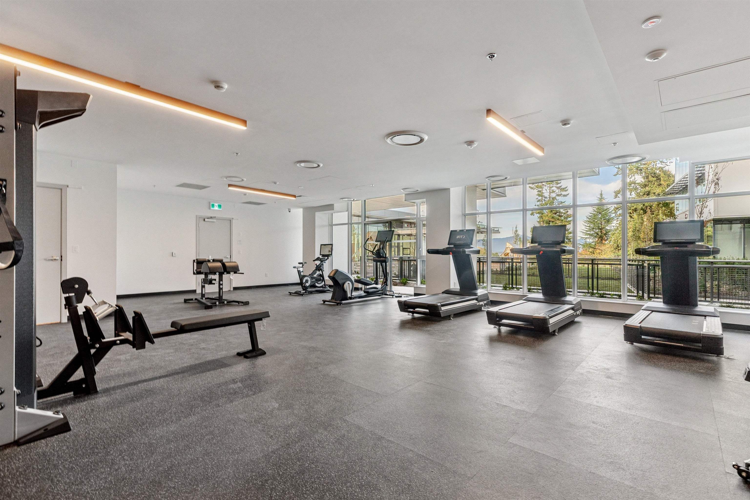 1001 13675 107A AVENUE Unit: 1001