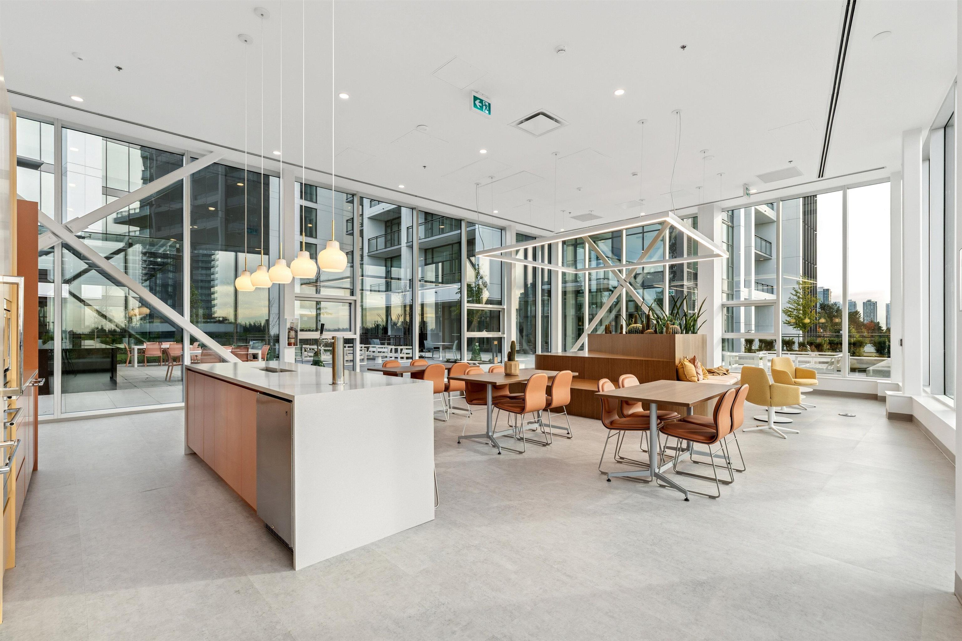 1001 13675 107A AVENUE Unit: 1001