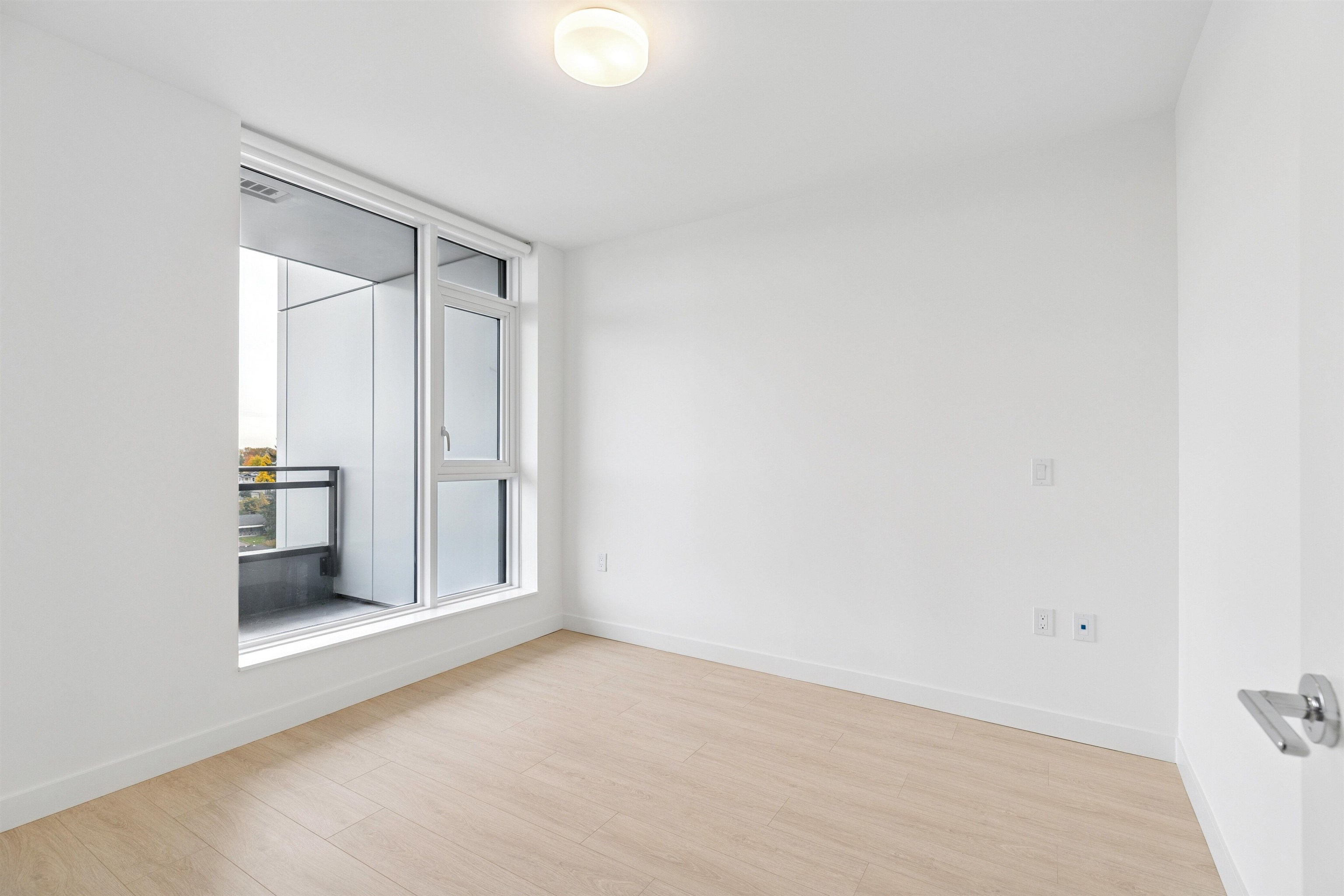 1001 13675 107A AVENUE Unit: 1001