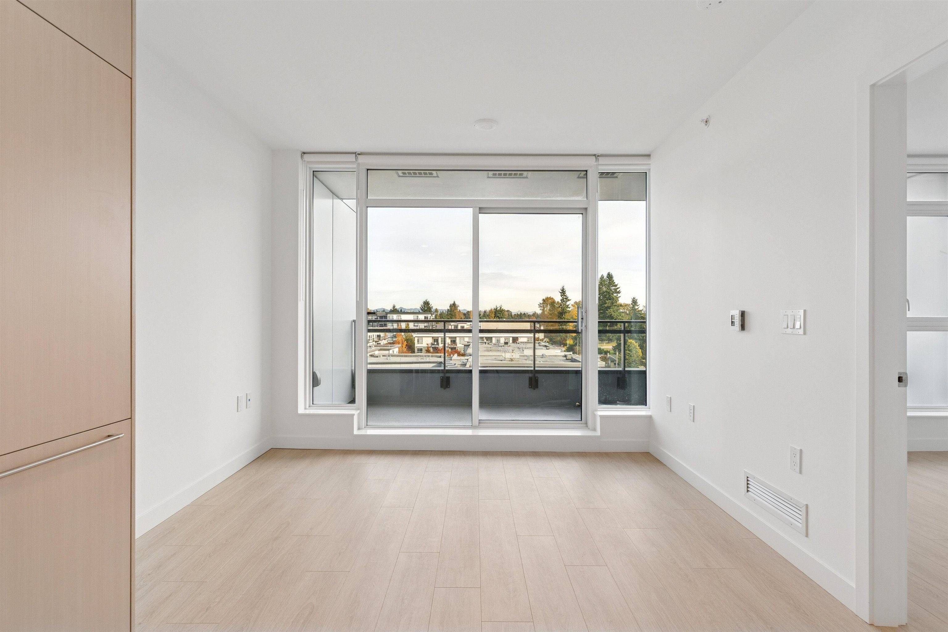 1001 13675 107A AVENUE Unit: 1001