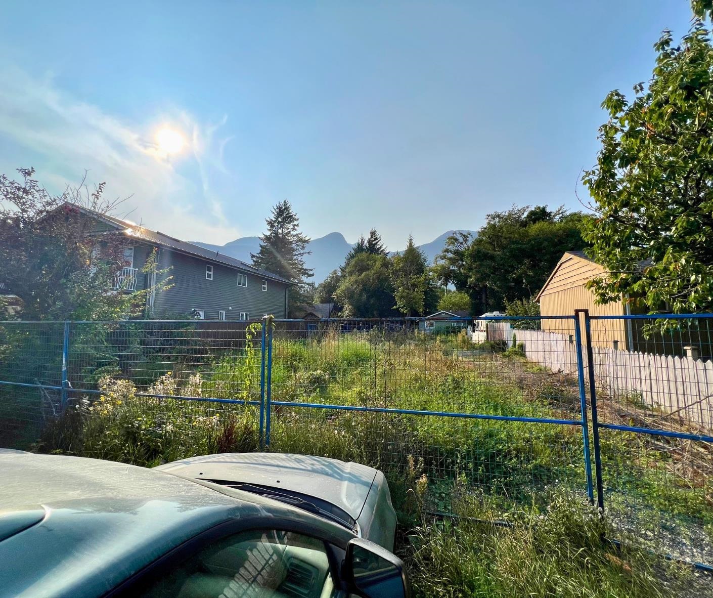 38083 FOURTH AVENUE