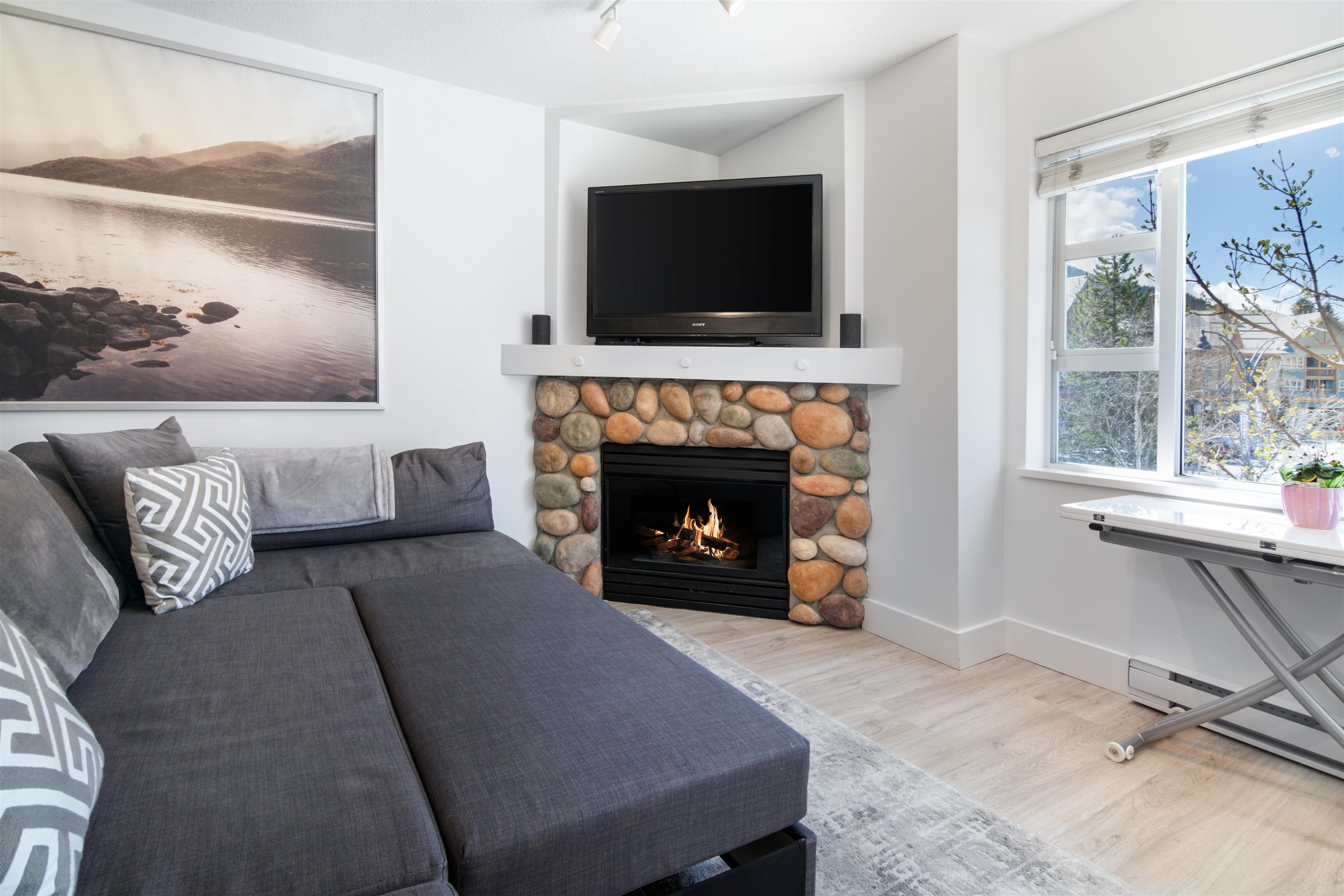 204 4360 LORIMER ROAD Unit: 204