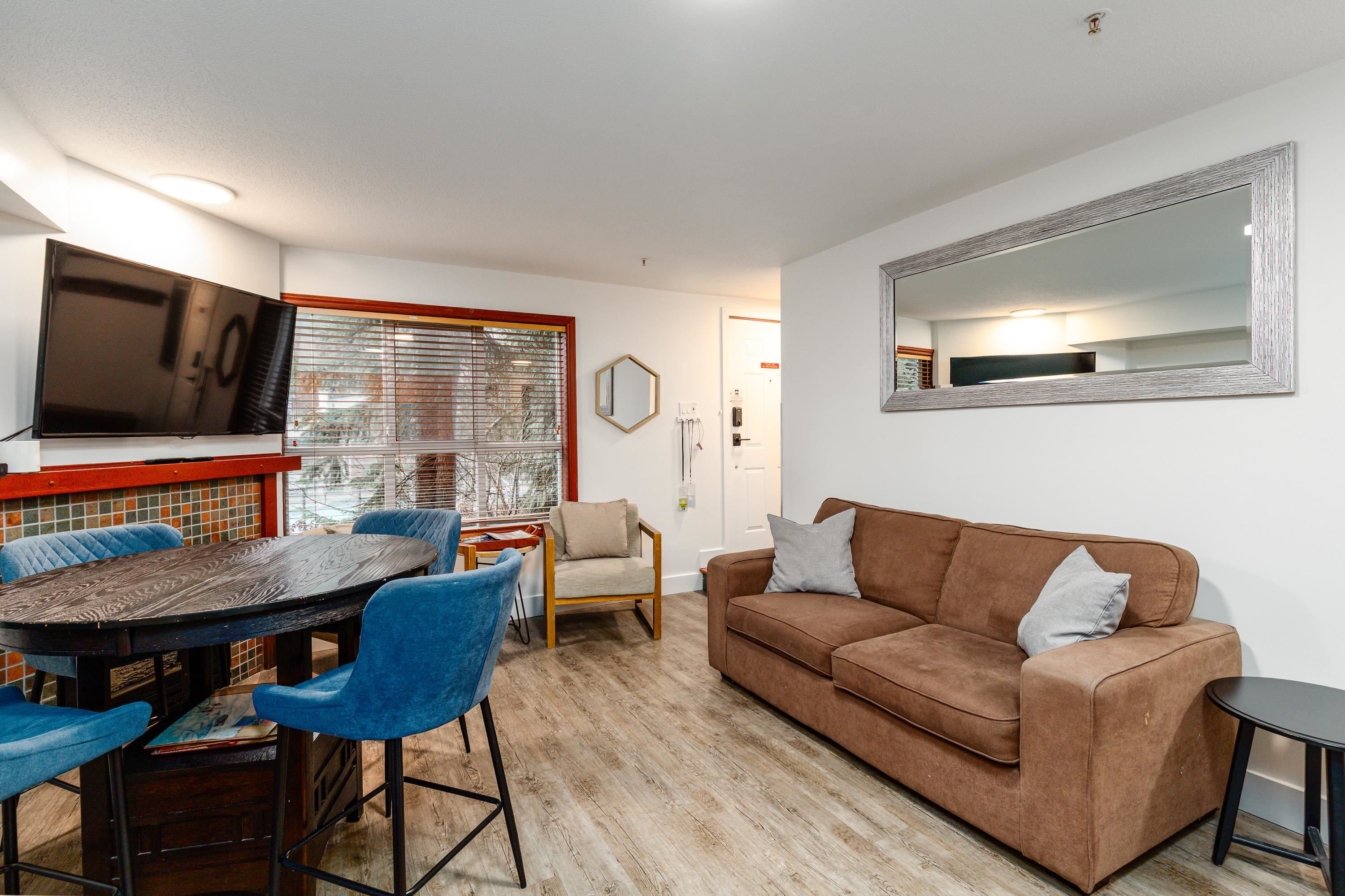 24/24A 4388 NORTHLANDS BOULEVARD Unit: 24/24A