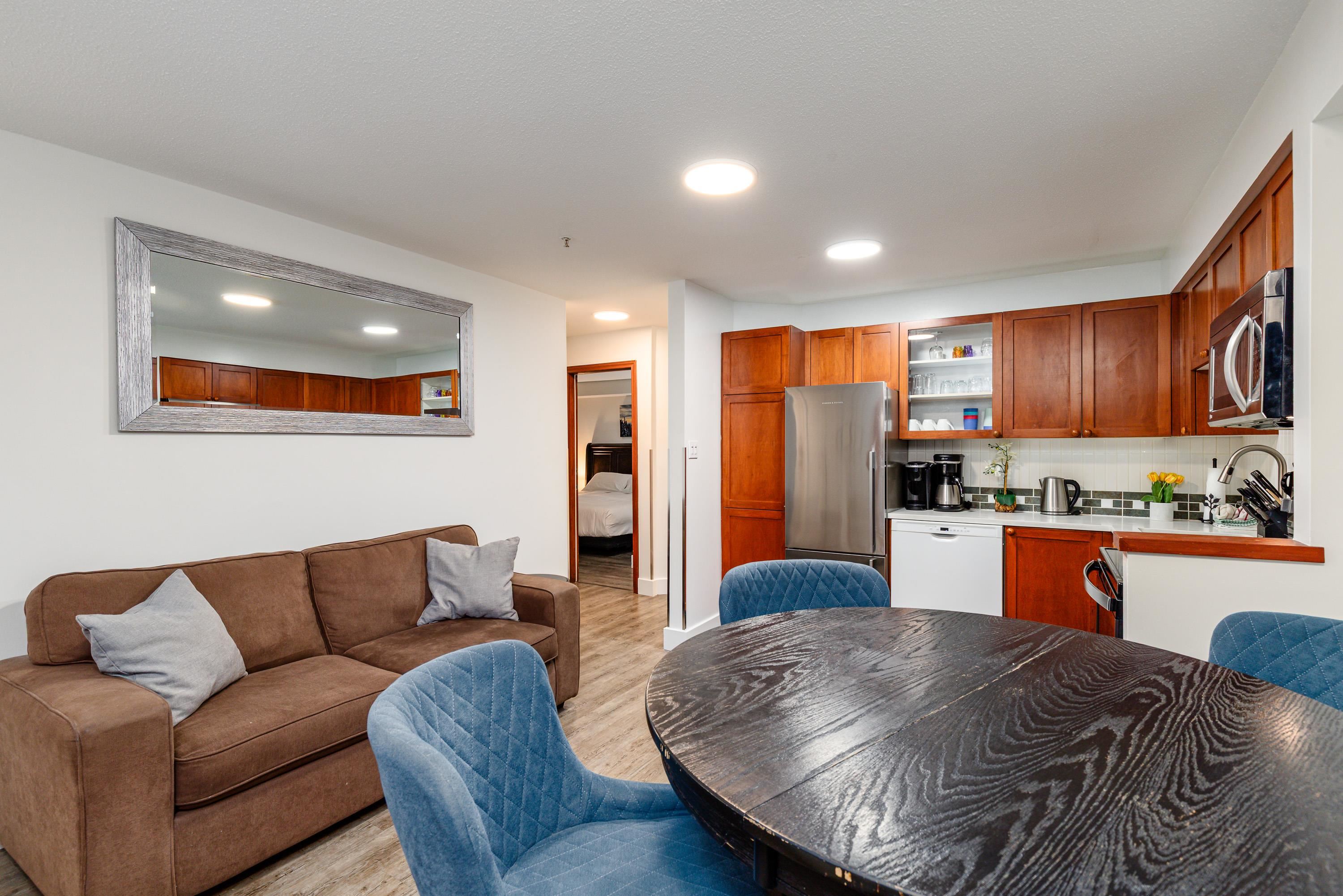 24/24A 4388 NORTHLANDS BOULEVARD Unit: 24/24A