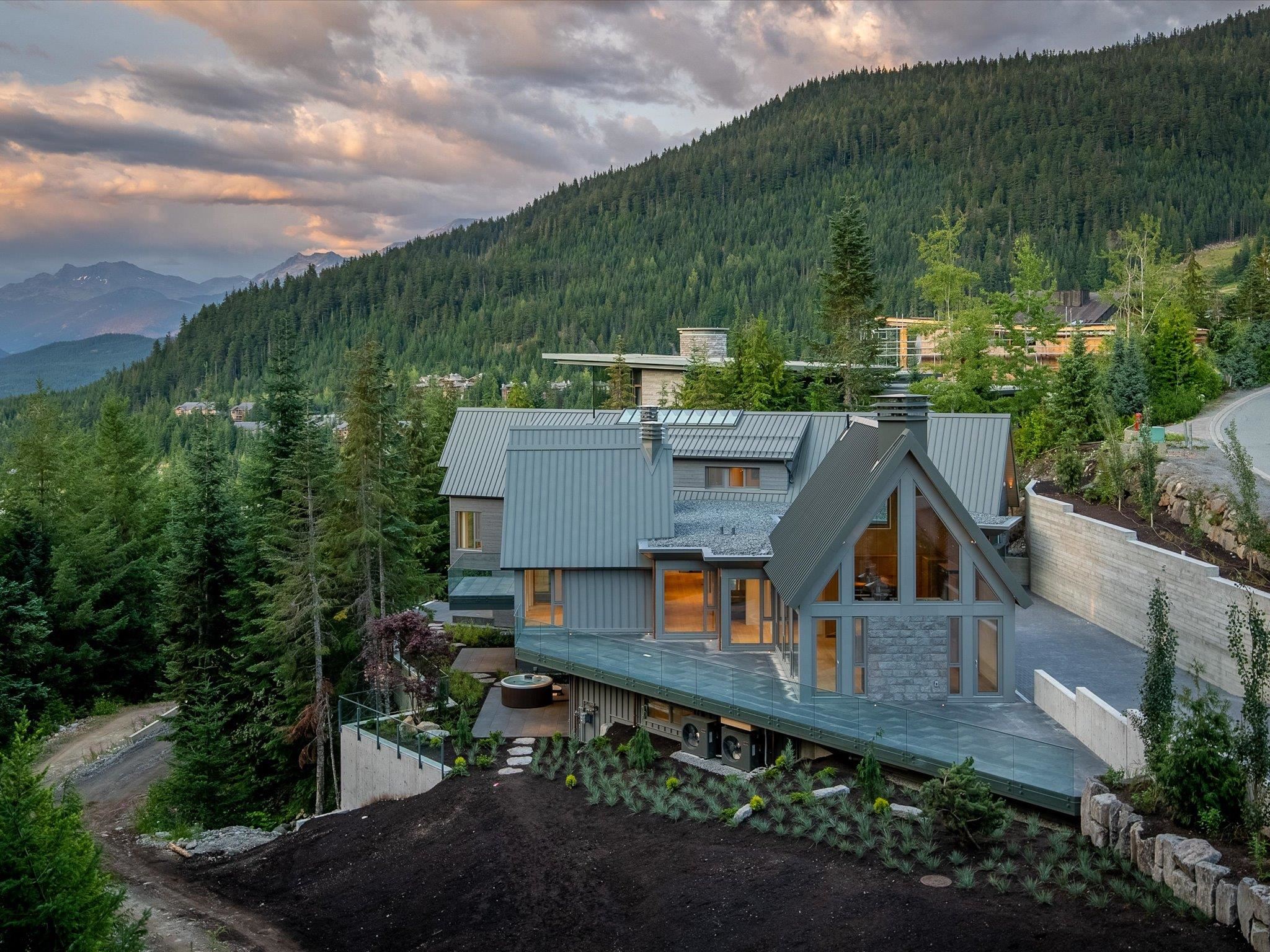 2925 KADENWOOD DRIVE
