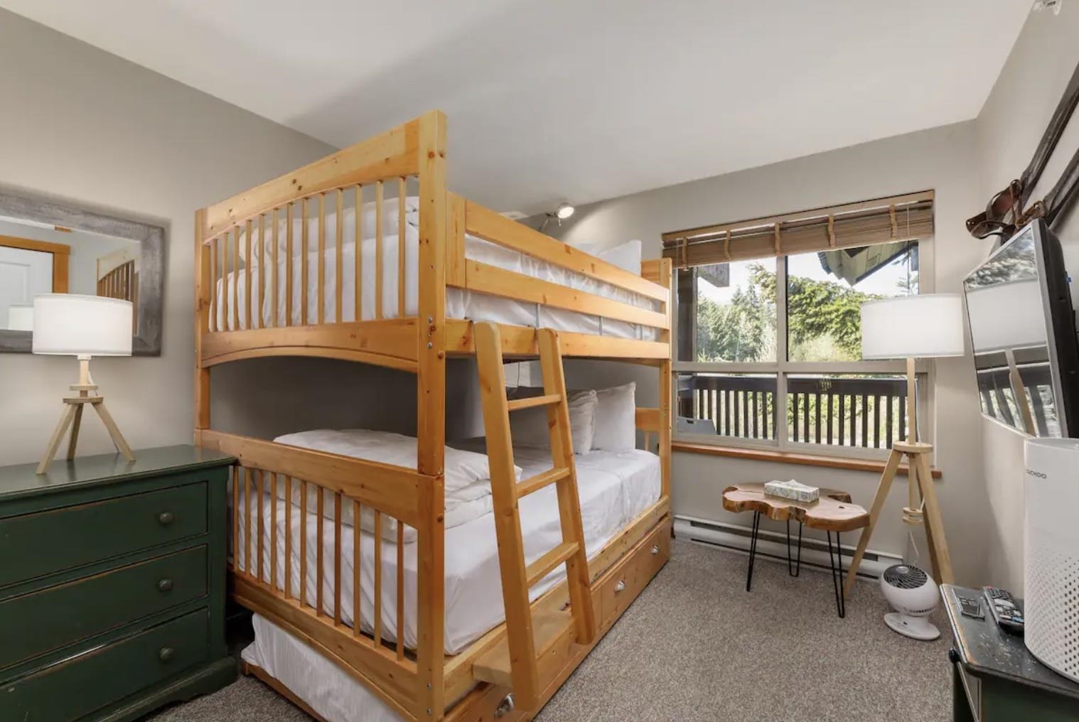 15 4385 NORTHLANDS BOULEVARD Unit: 15
