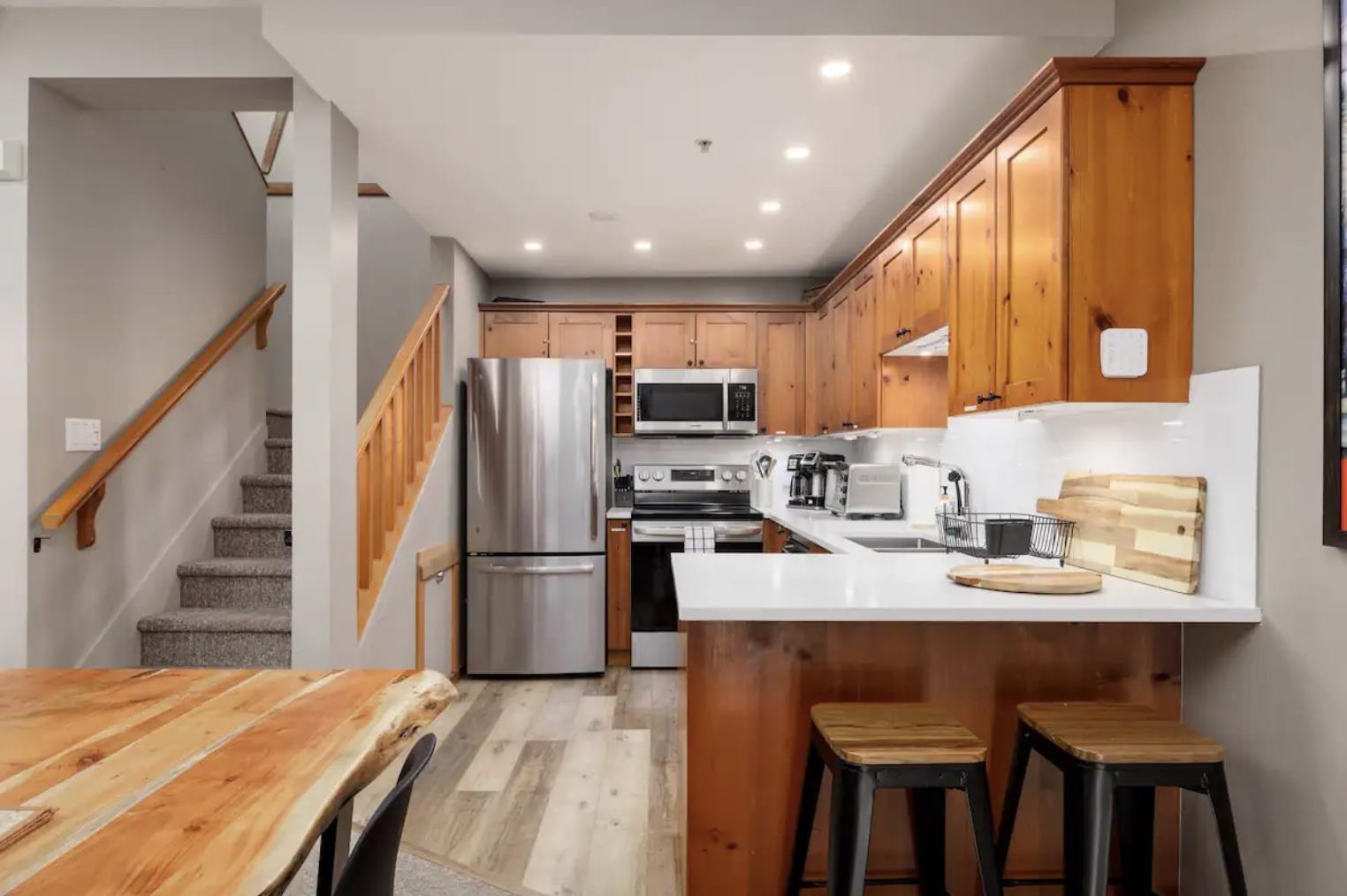 15 4385 NORTHLANDS BOULEVARD Unit: 15