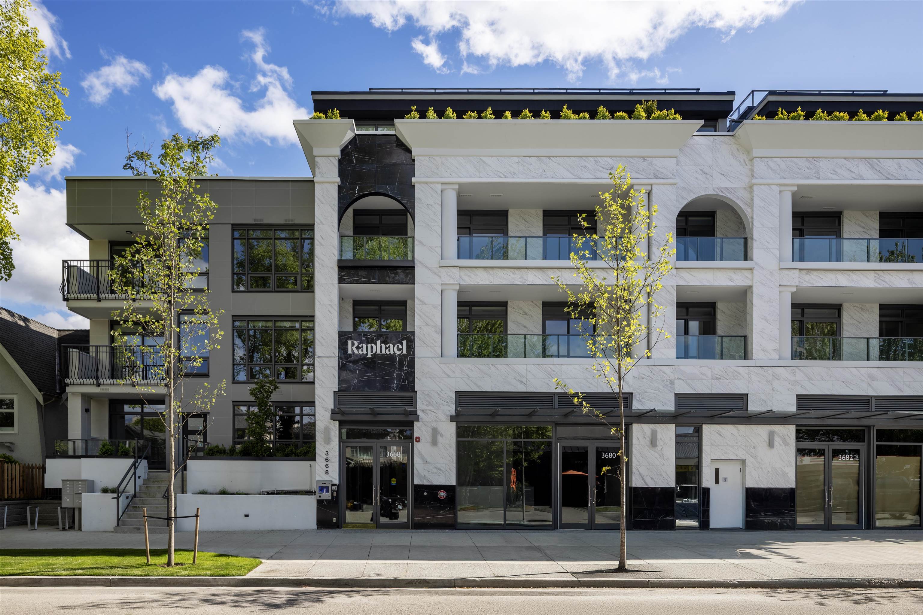 303 3668 W 10TH AVENUE Unit: 303