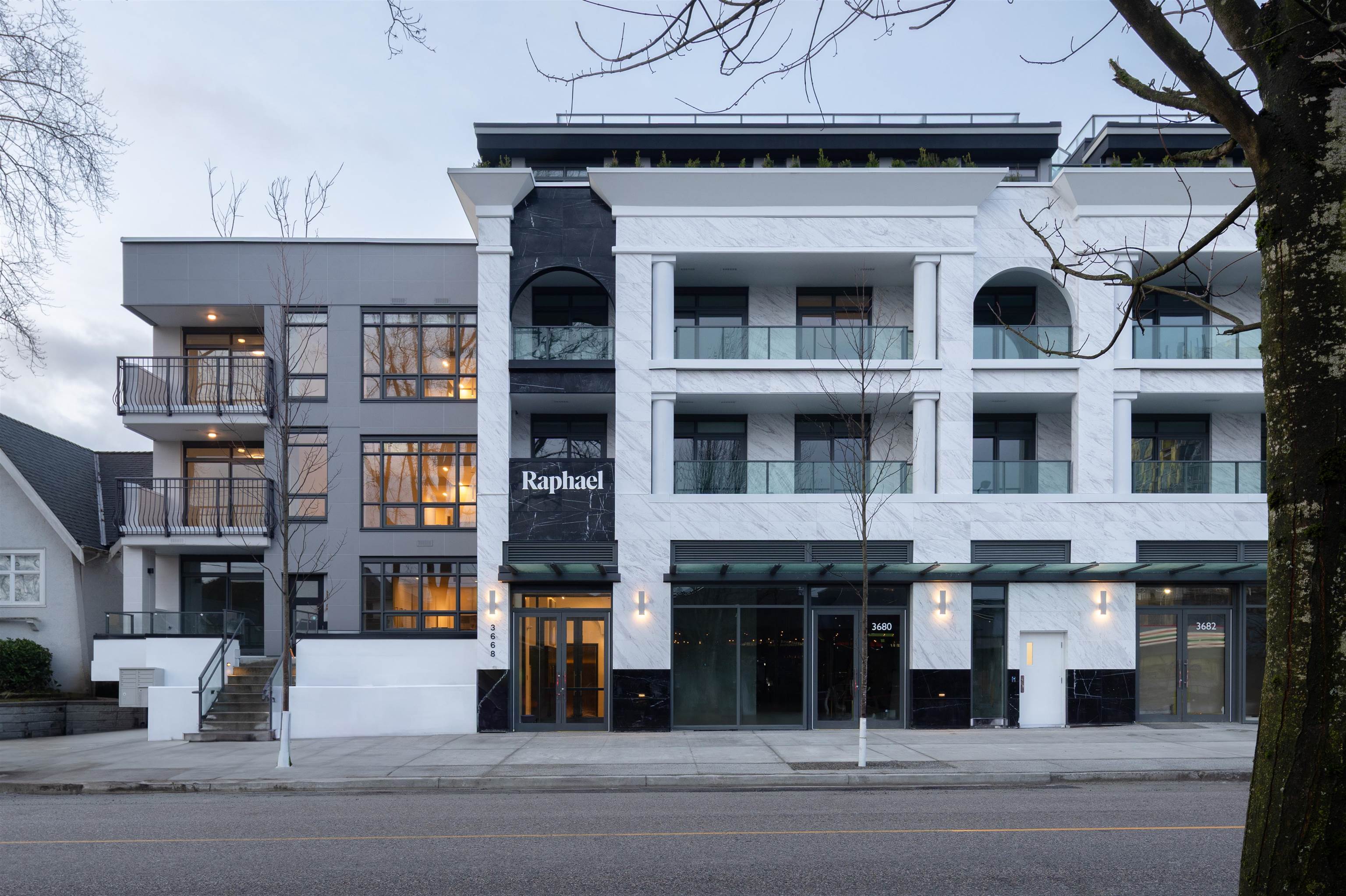 303 3668 W 10TH AVENUE Unit: 303