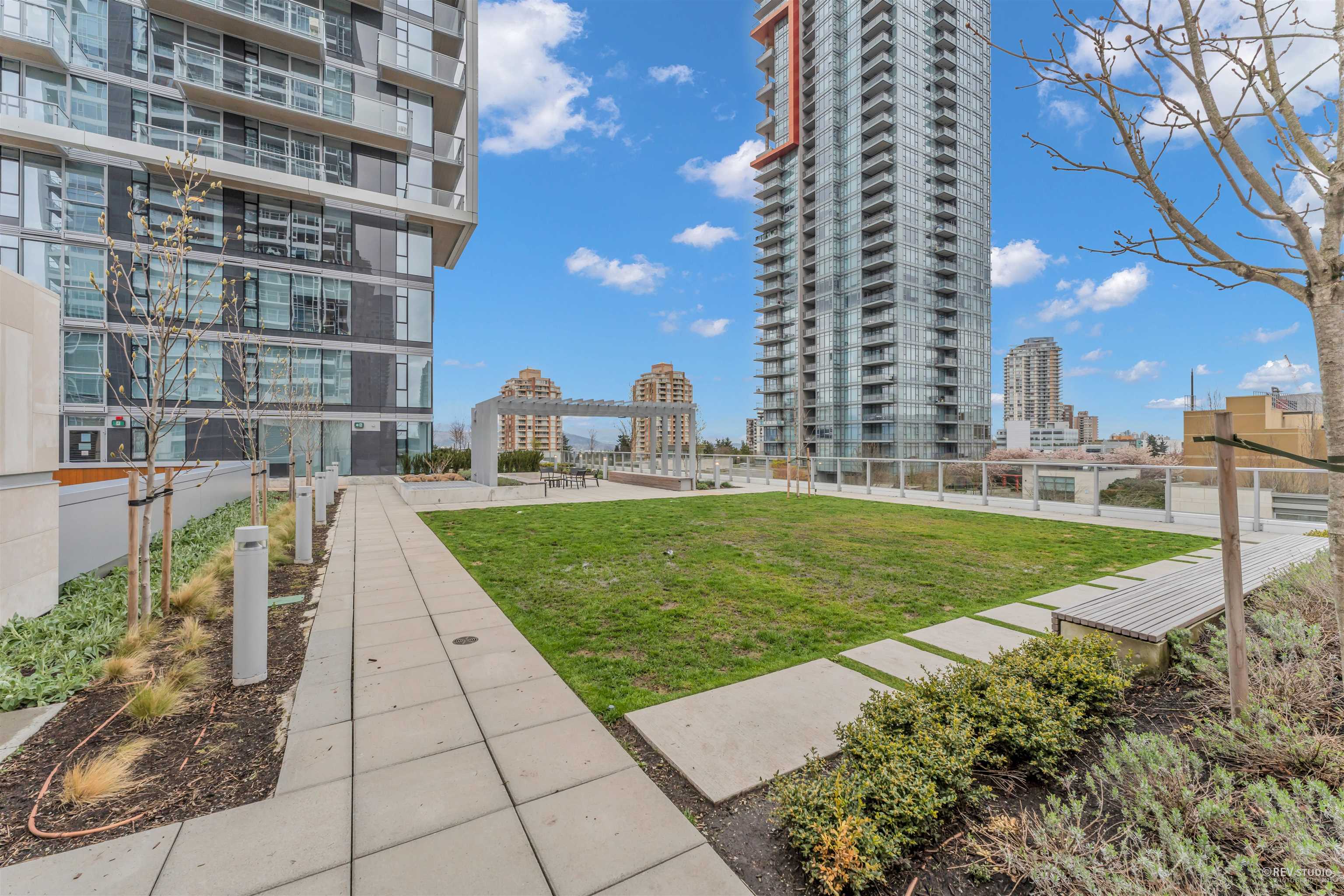 1004 6000 MCKAY AVENUE Unit: 1004