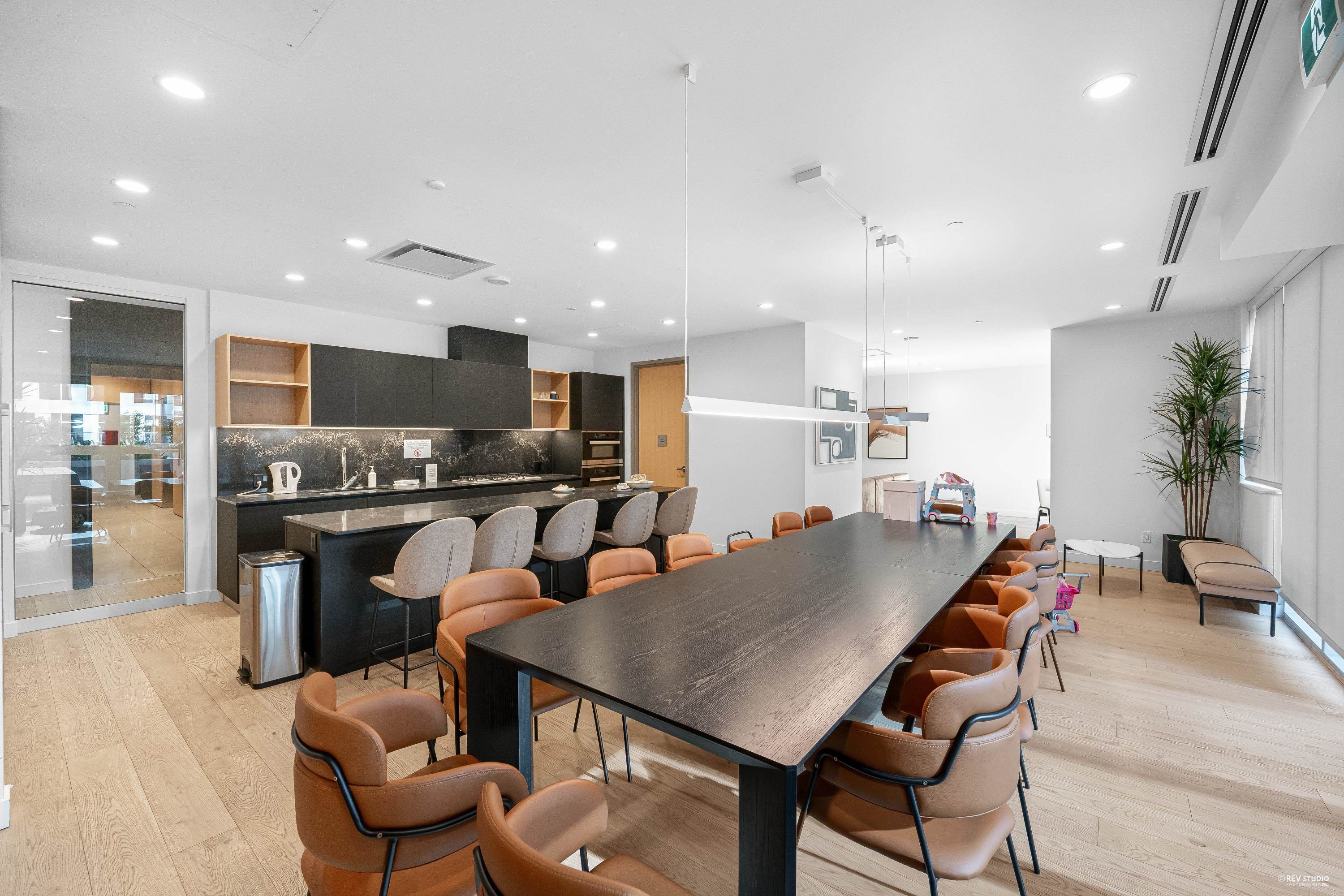 1004 6000 MCKAY AVENUE Unit: 1004