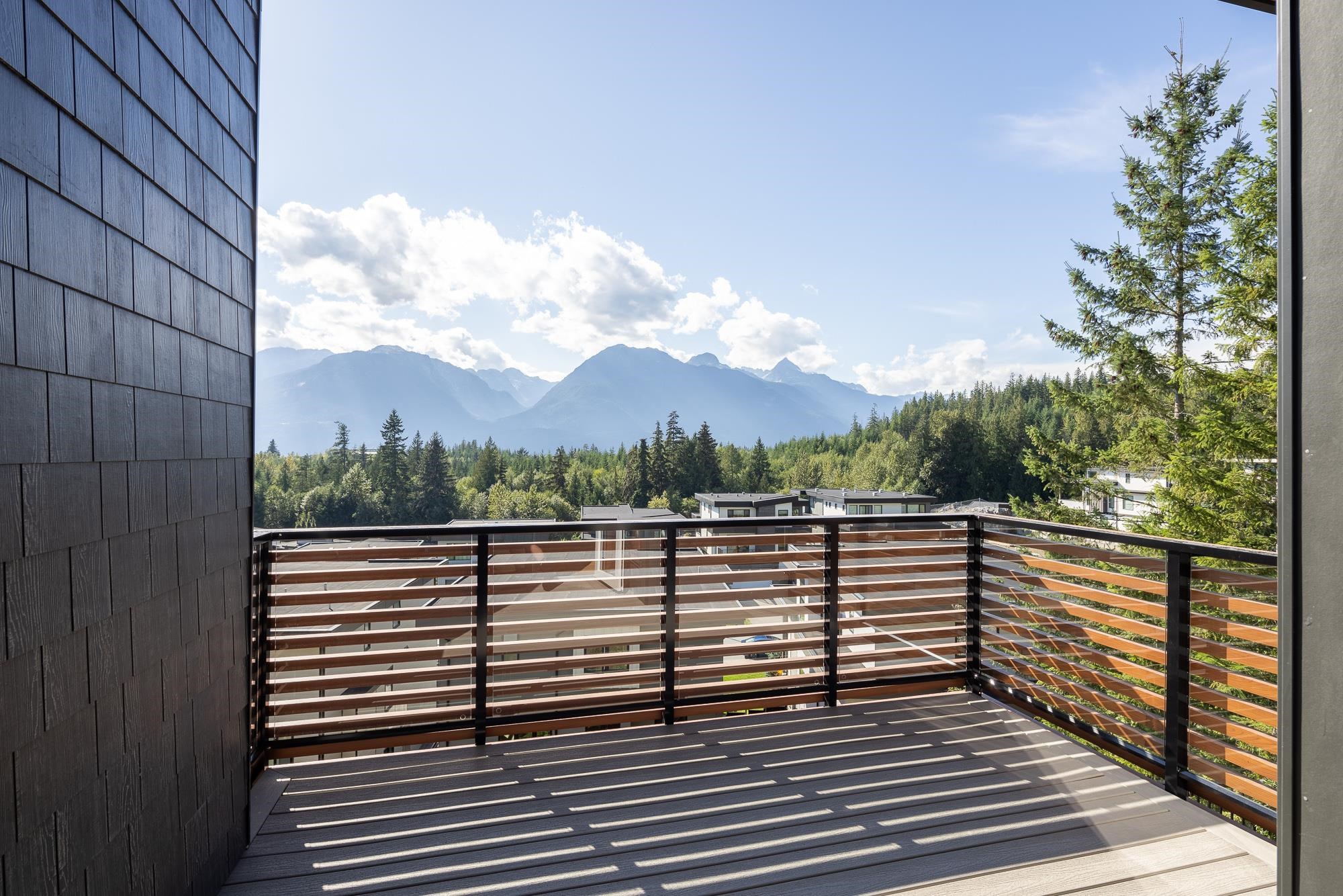 11 3407 MAMQUAM ROAD Unit: 11