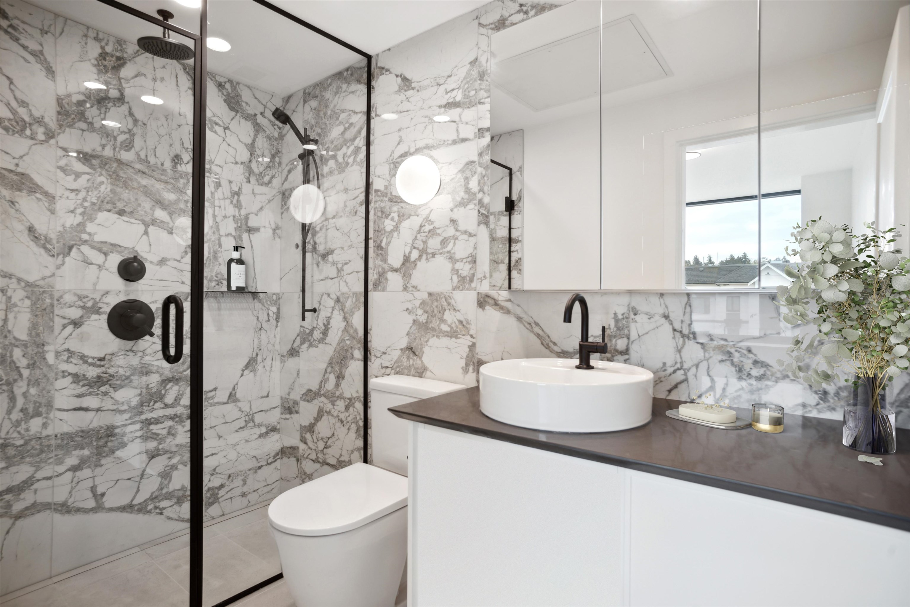 104 157 W KING EDWARD AVENUE Unit: 104
