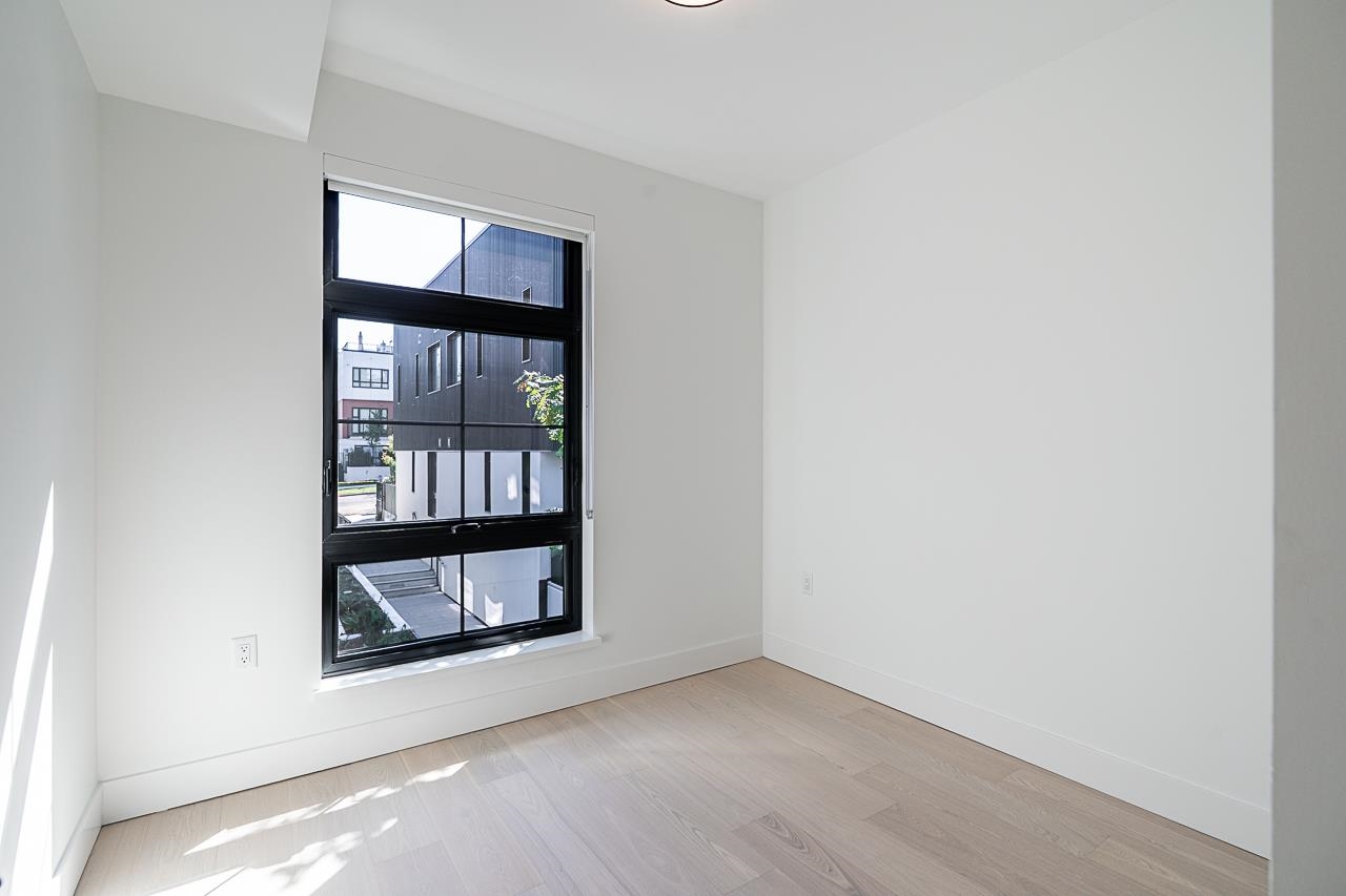 107 551 W 28TH AVENUE Unit: 107