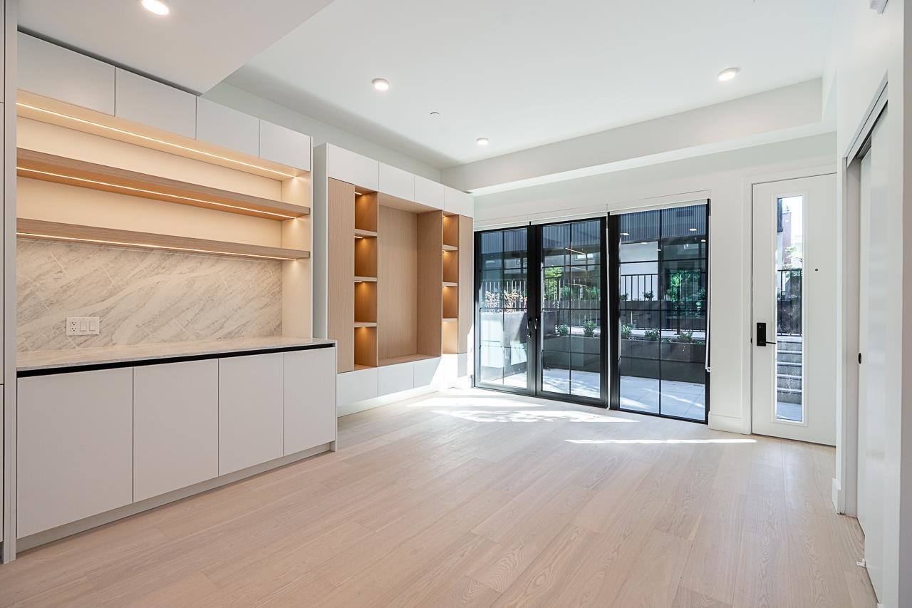 107 551 W 28TH AVENUE Unit: 107
