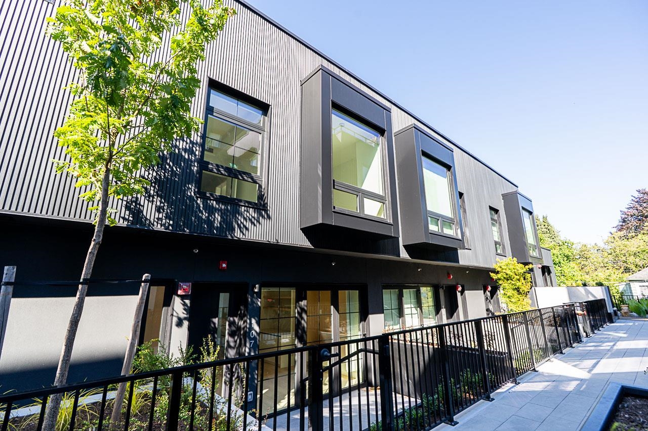 107 551 W 28TH AVENUE Unit: 107